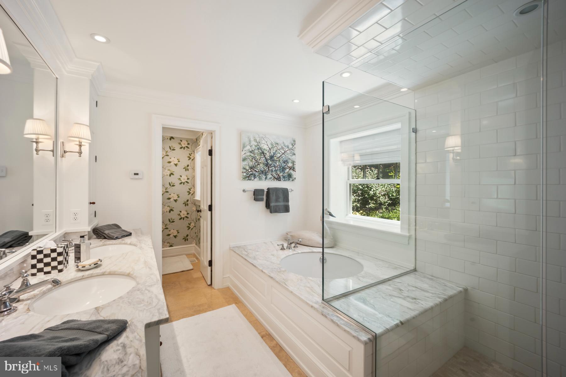 ARONIMINK - Residential