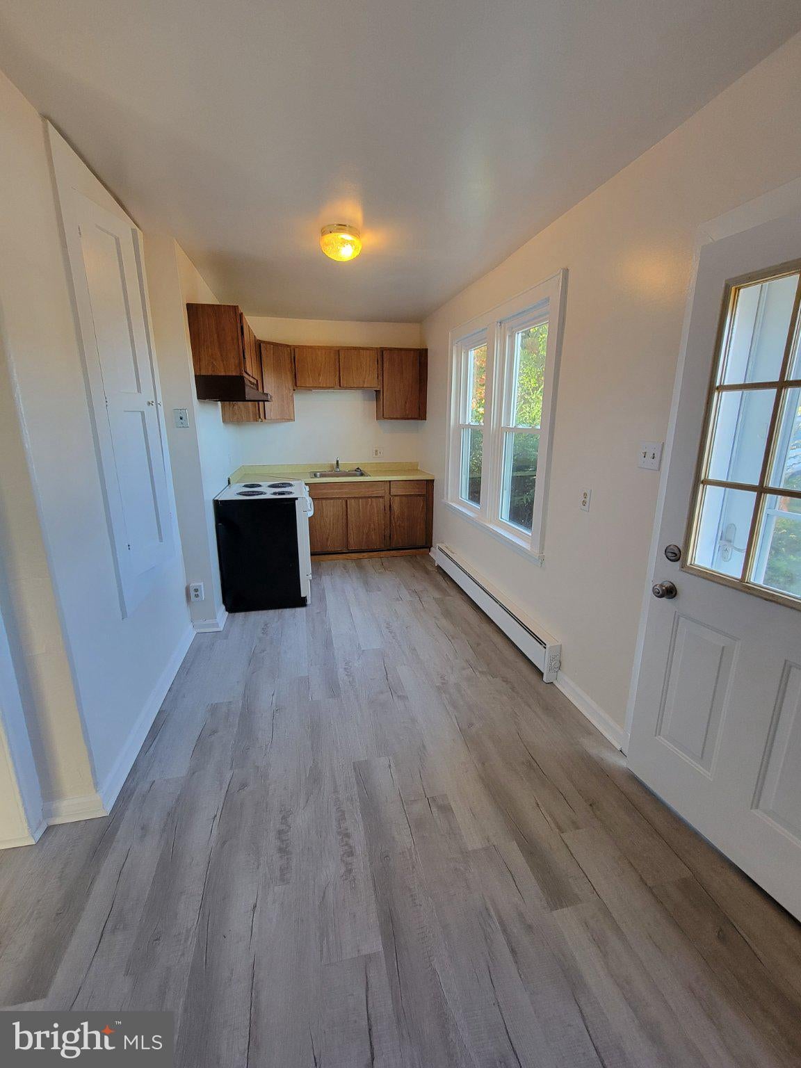 409 COUNTRY CLUB ROAD 1