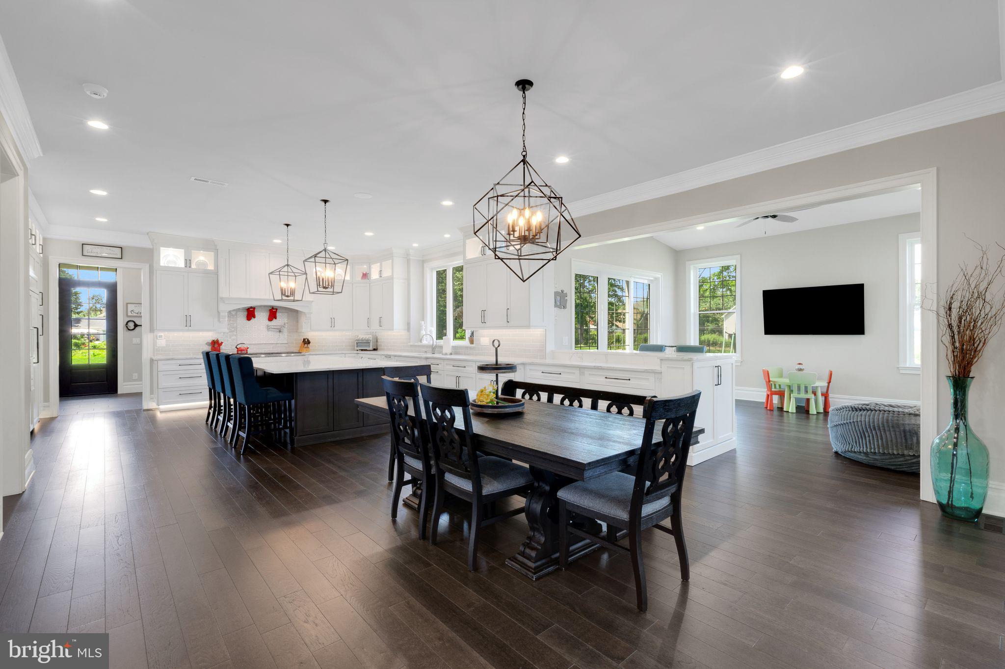 WAVERLY AT NORTHAMPTON - Residential