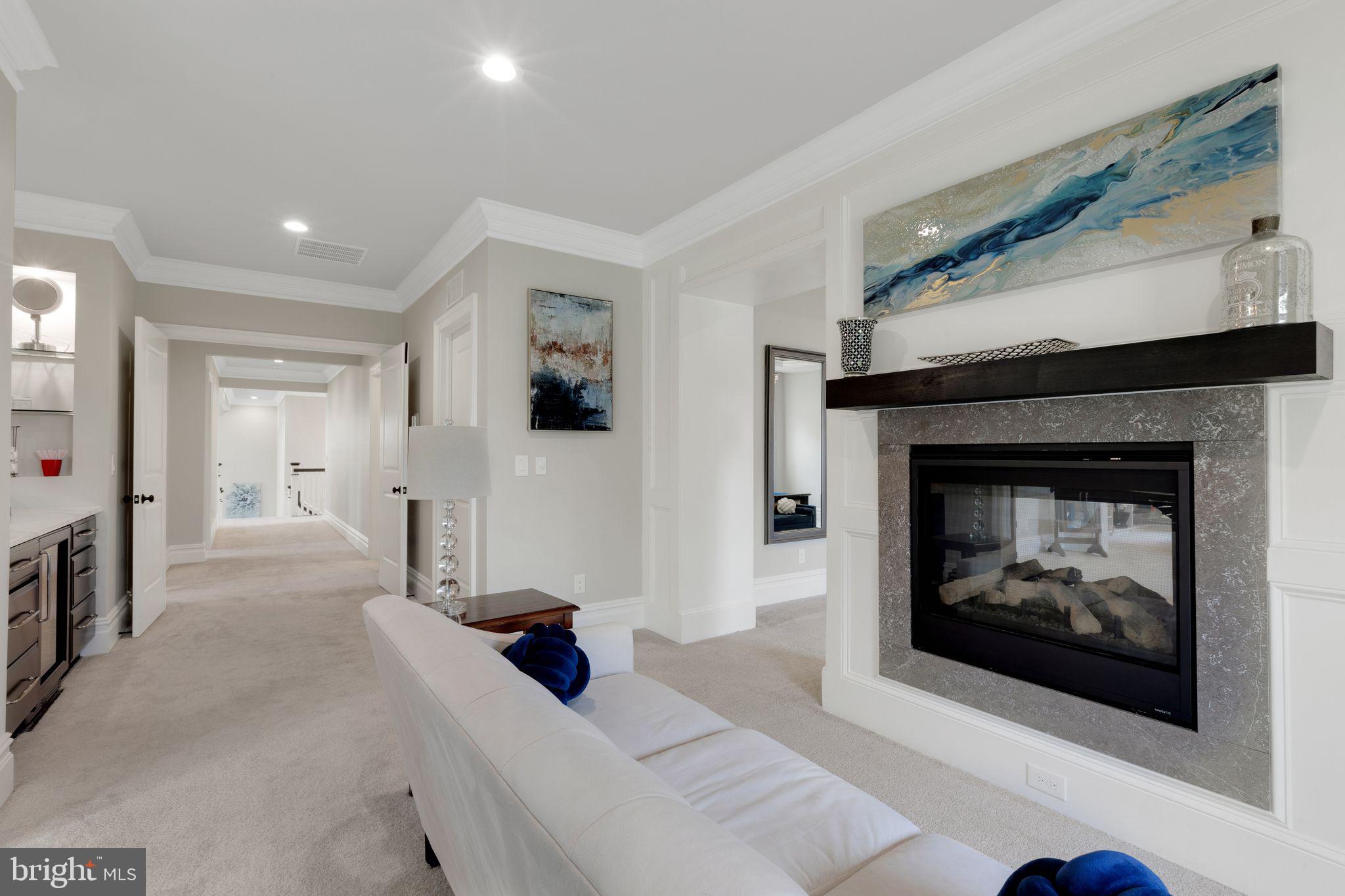 WAVERLY AT NORTHAMPTON - Residential