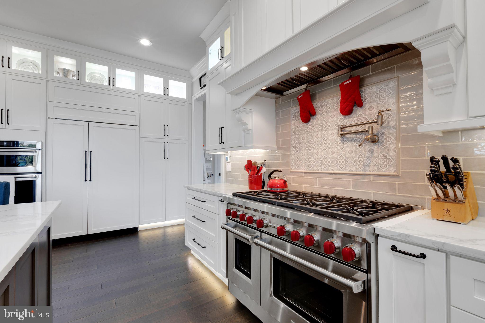 WAVERLY AT NORTHAMPTON - Residential