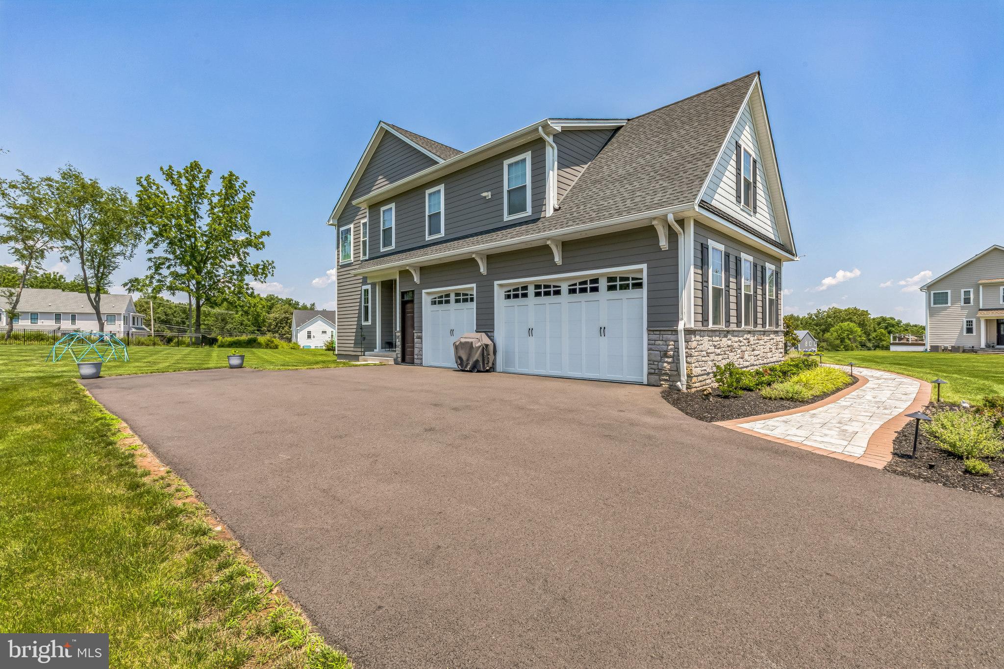 WAVERLY AT NORTHAMPTON - Residential