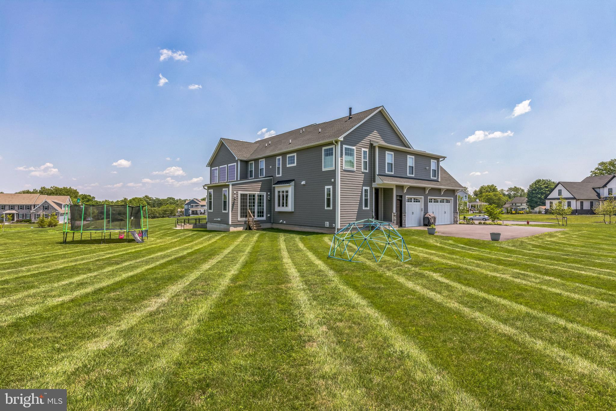 WAVERLY AT NORTHAMPTON - Residential