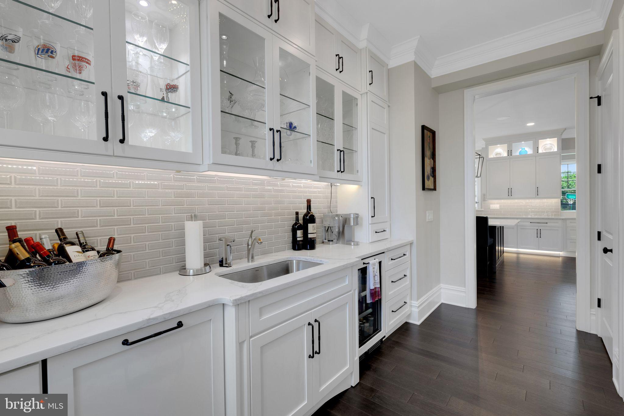 WAVERLY AT NORTHAMPTON - Residential