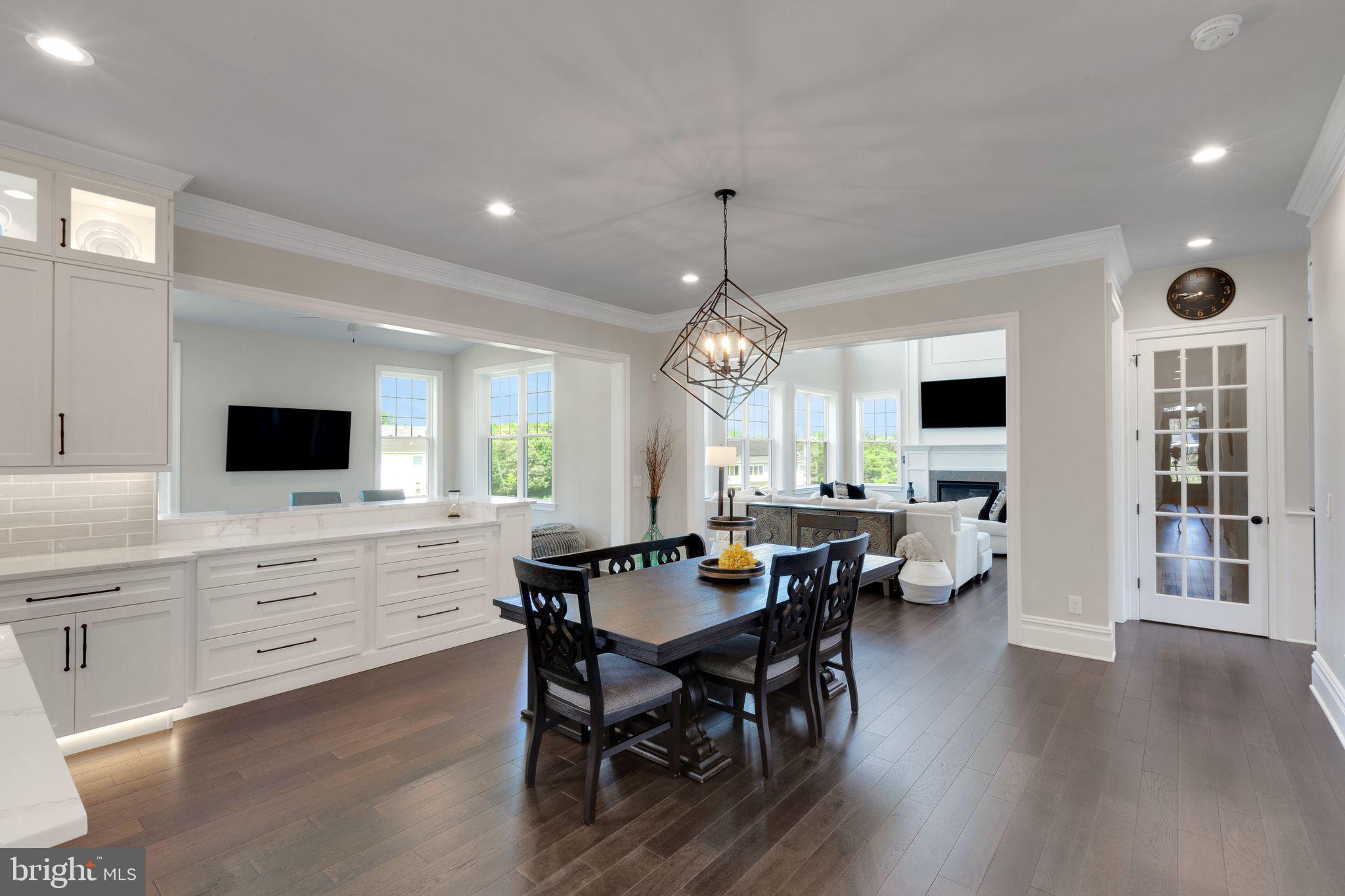 WAVERLY AT NORTHAMPTON - Residential