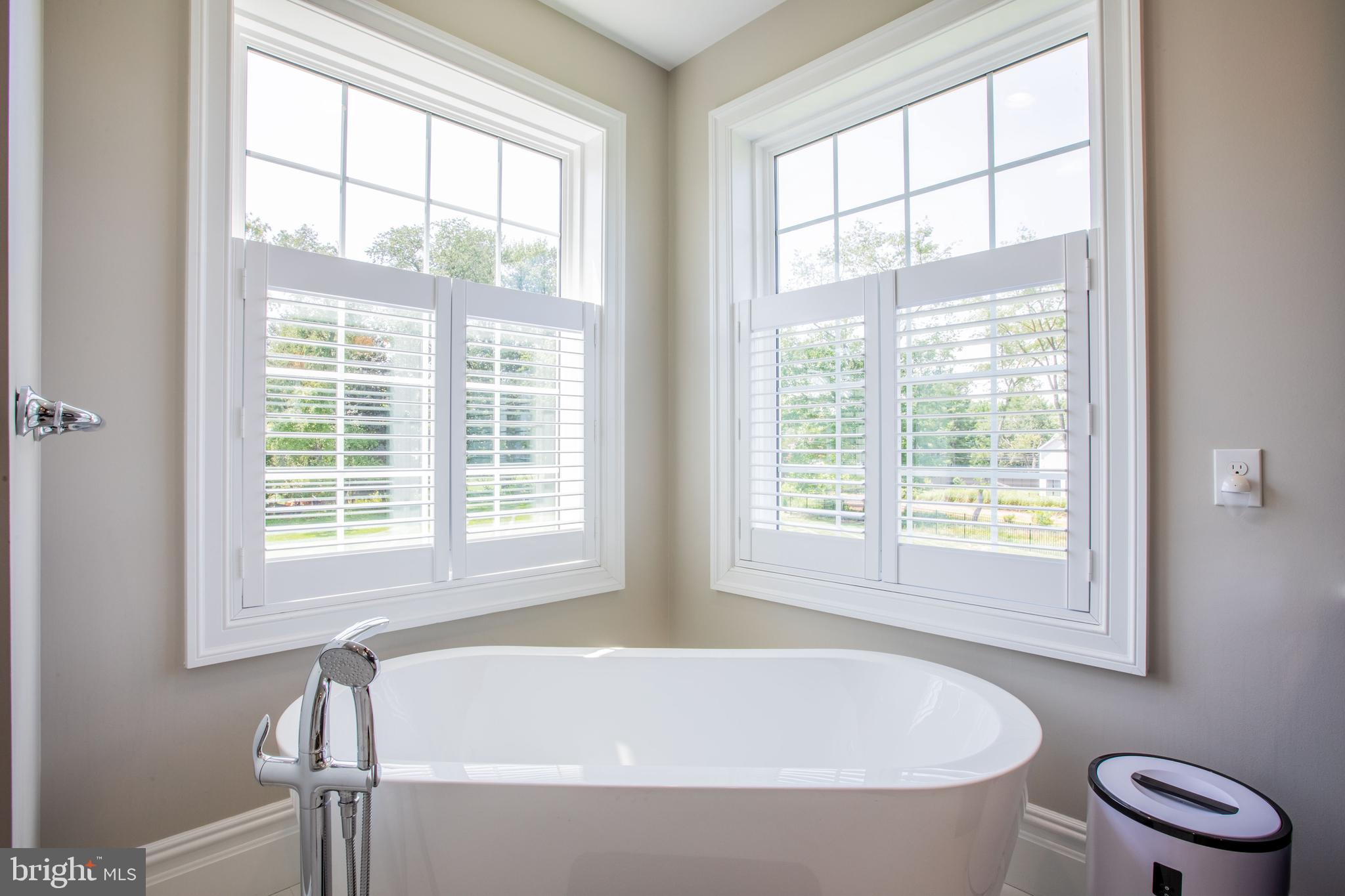 WAVERLY AT NORTHAMPTON - Residential