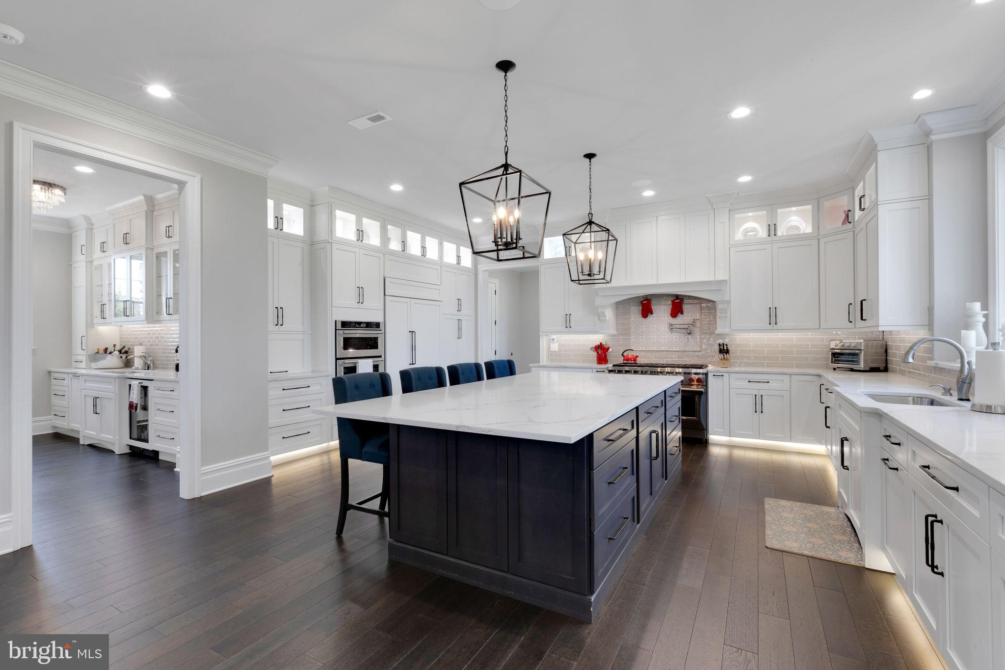 WAVERLY AT NORTHAMPTON - Residential