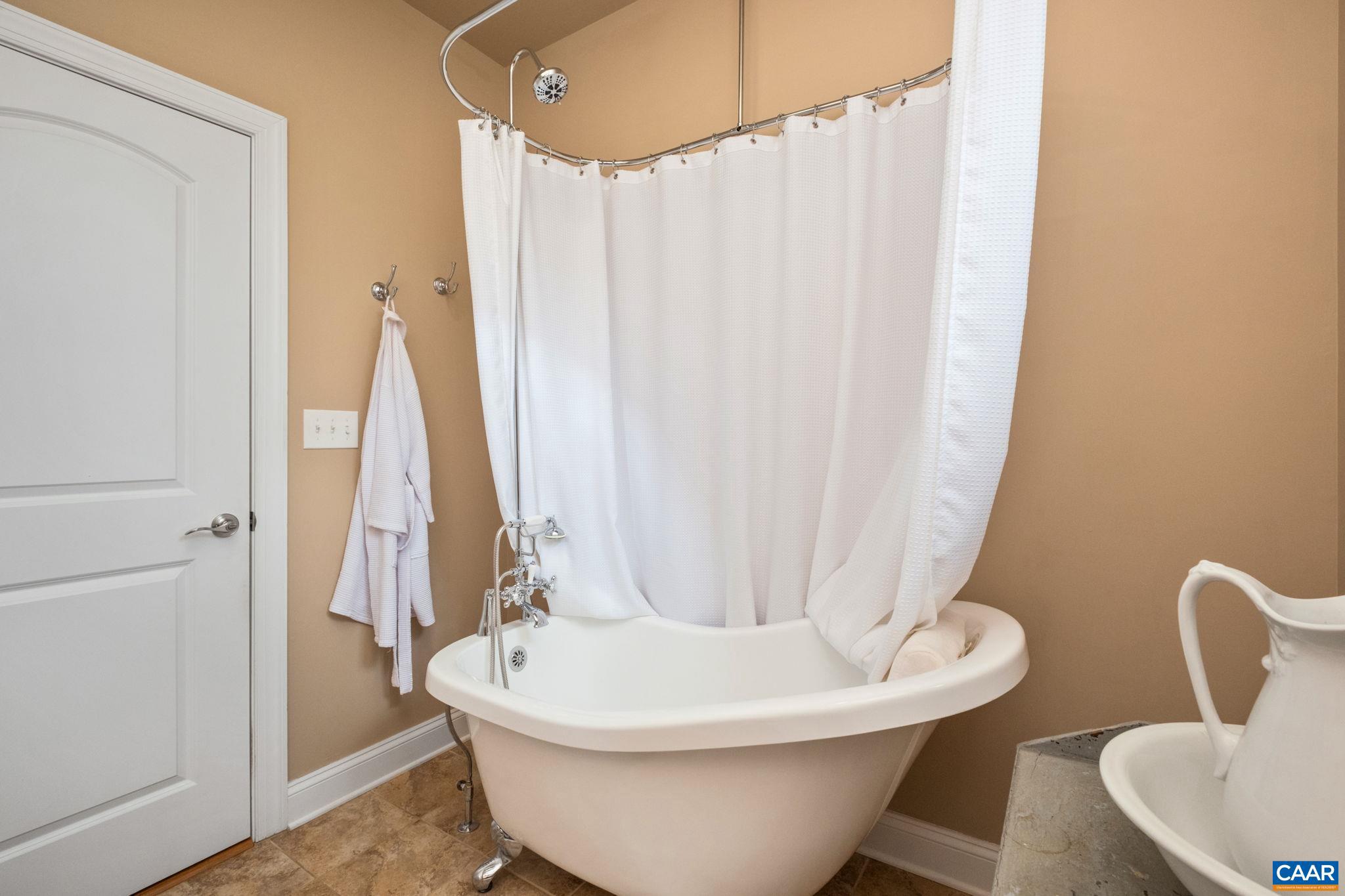 GODALMING - Residential