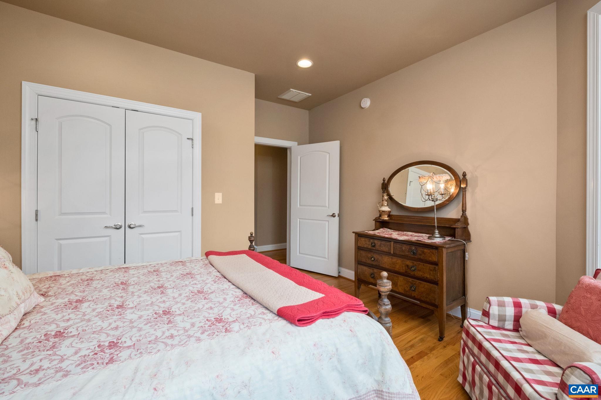 GODALMING - Residential