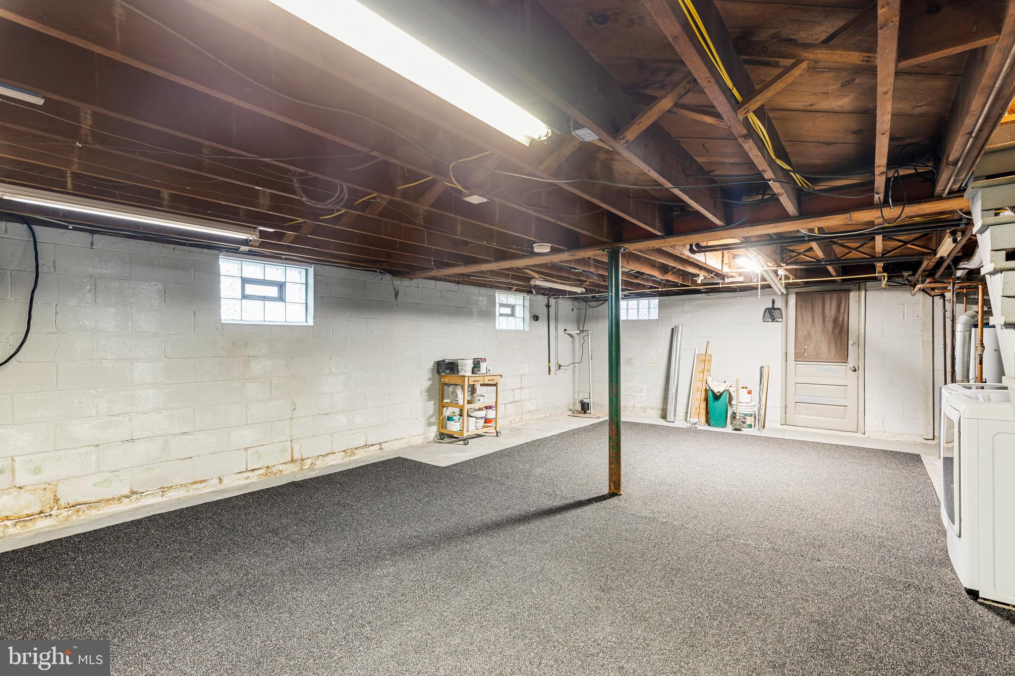 PHILADELPHIA HEIGHTS - Residential