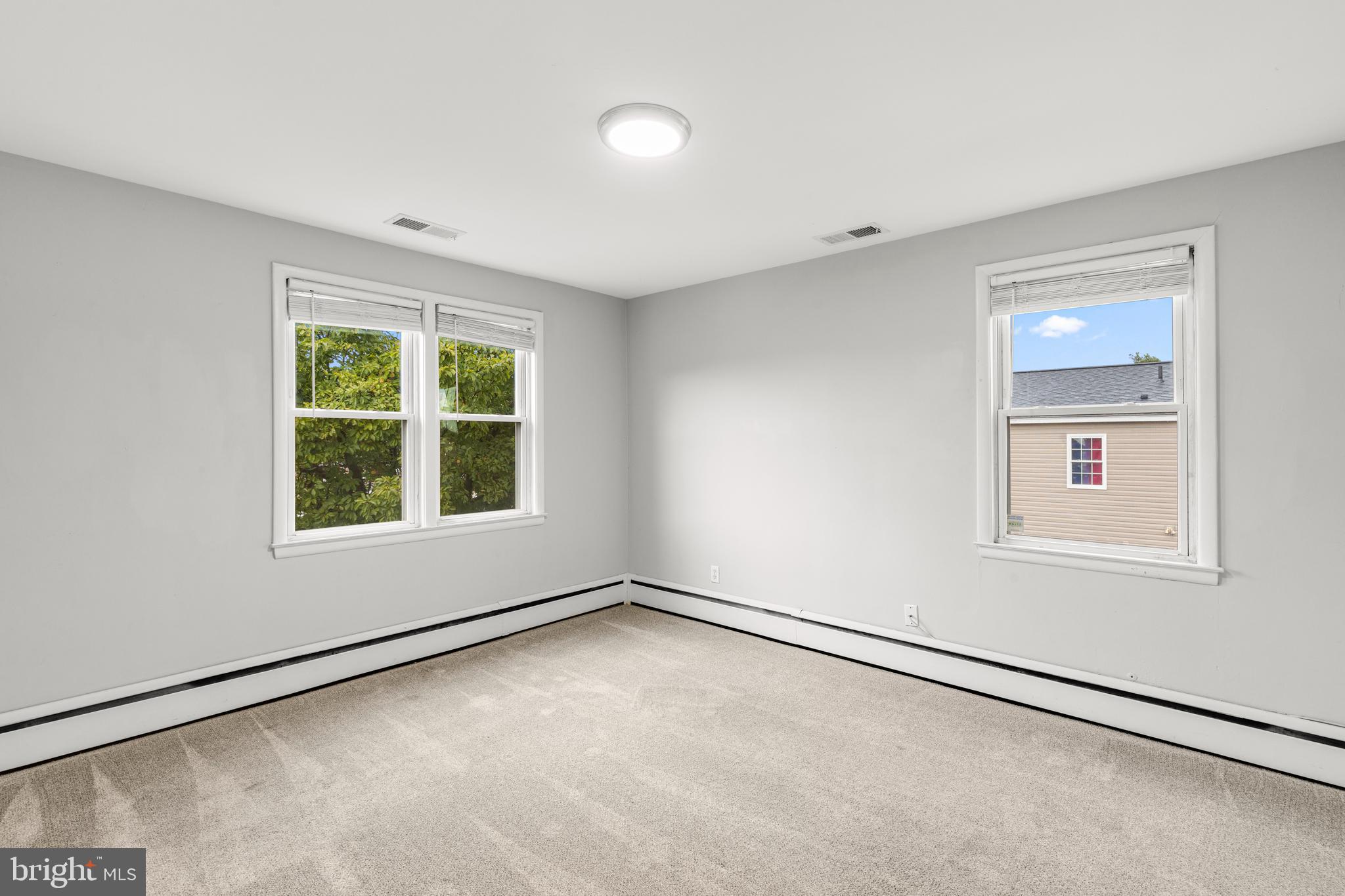 PHILADELPHIA HEIGHTS - Residential