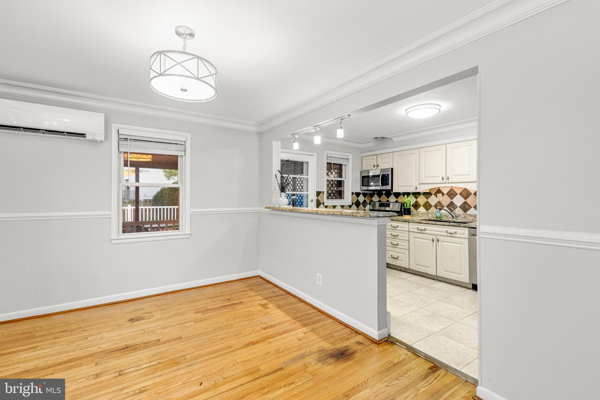 PHILADELPHIA HEIGHTS - Residential