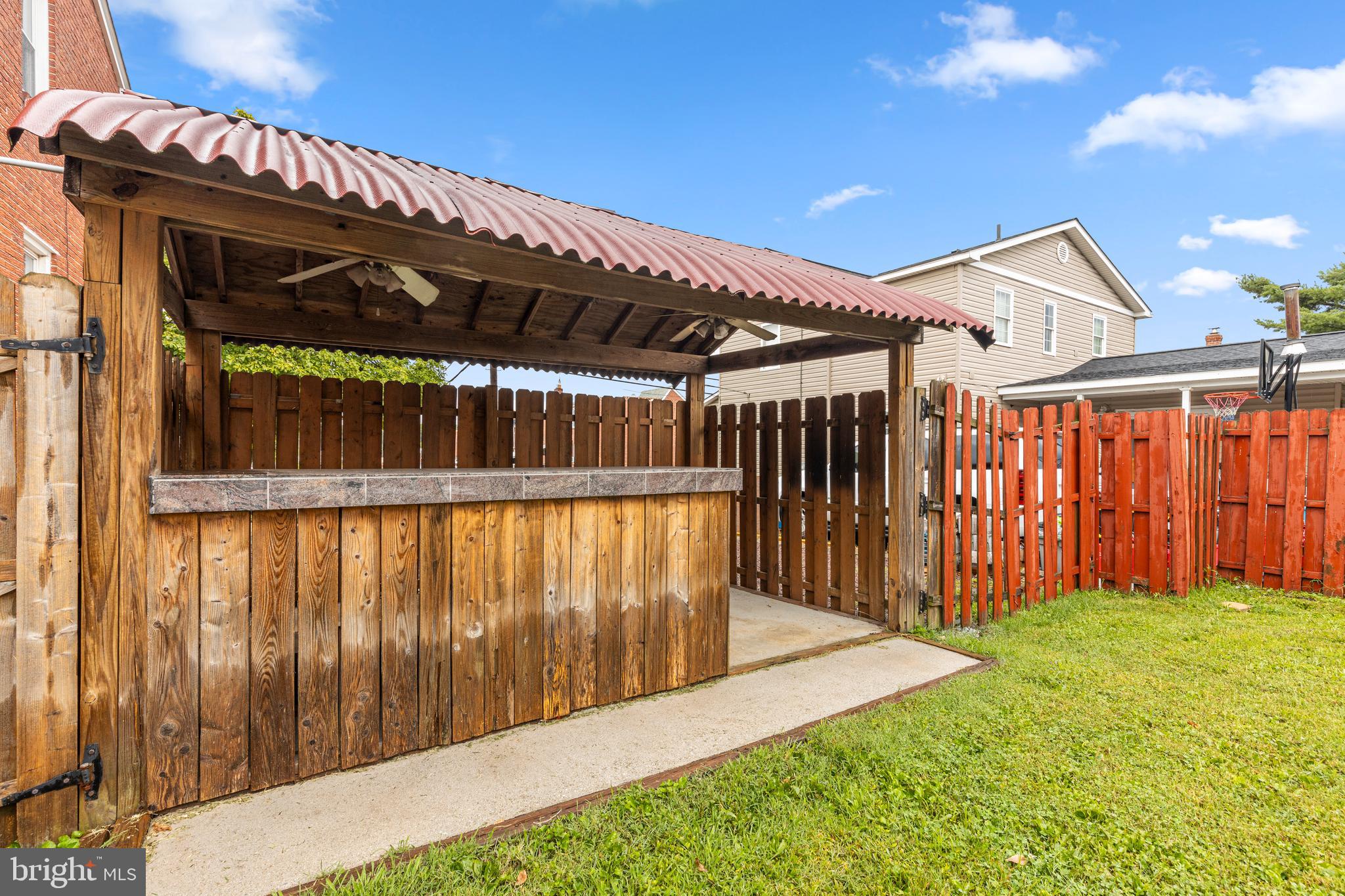 PHILADELPHIA HEIGHTS - Residential