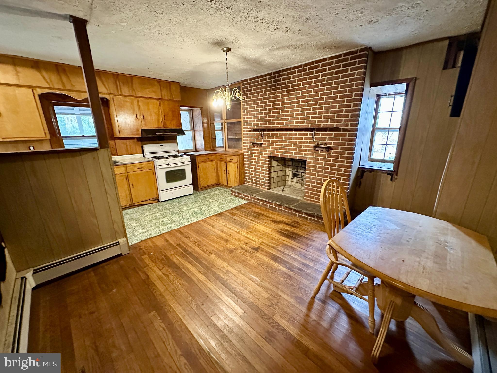 CATONSVILLE - Residential