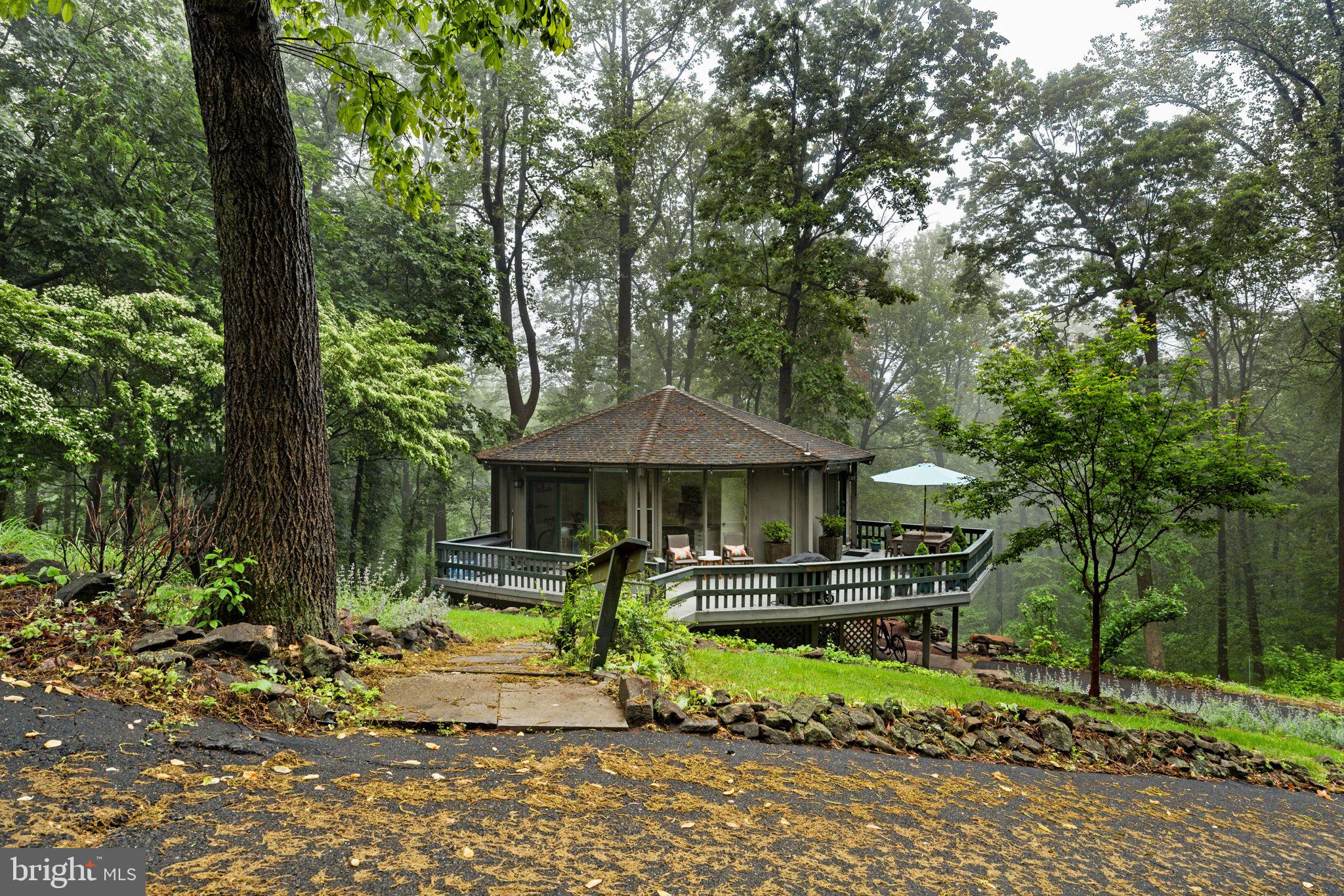 42 SOLEBURY MOUNTAIN ROAD