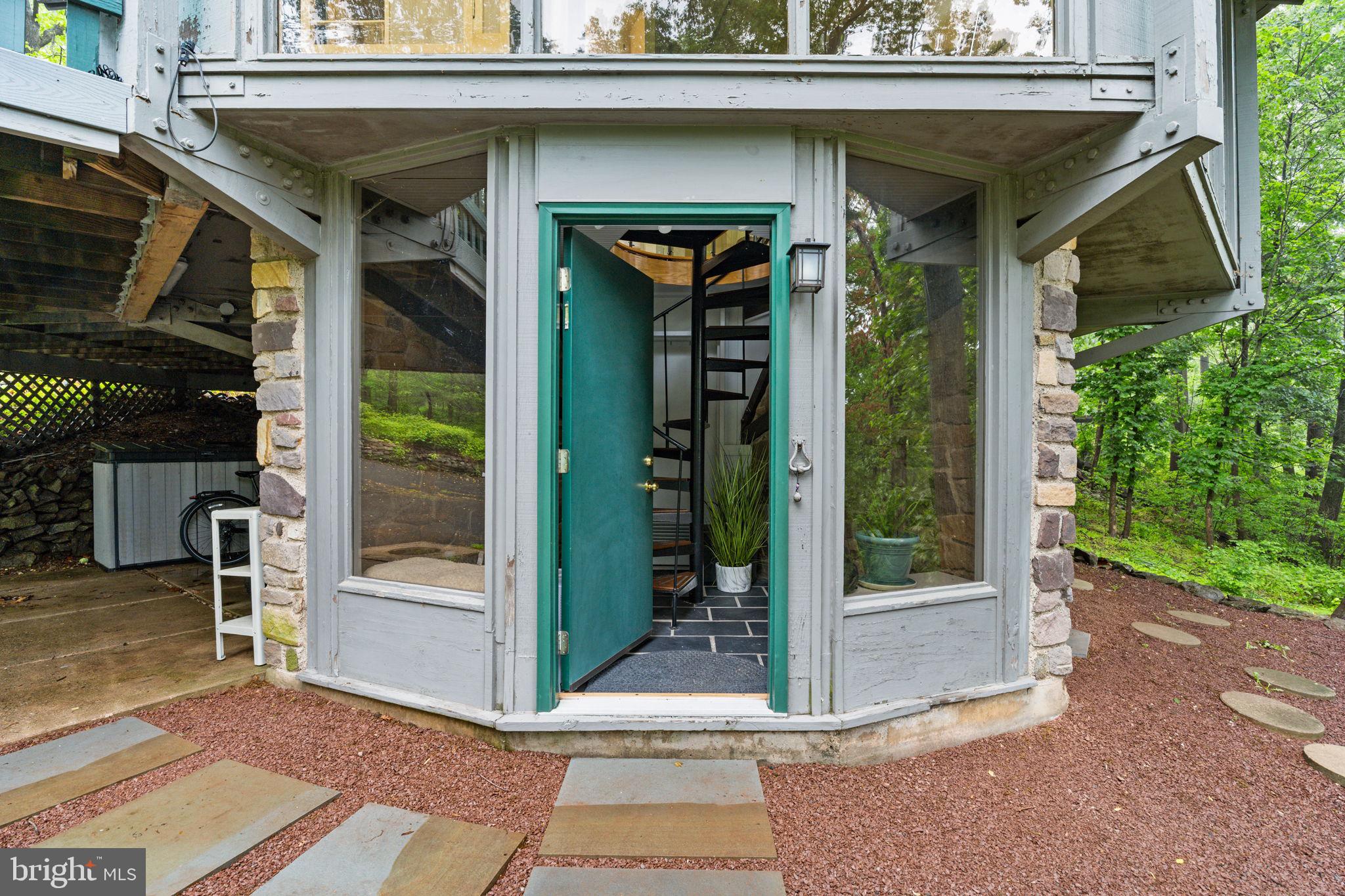 42 SOLEBURY MOUNTAIN ROAD