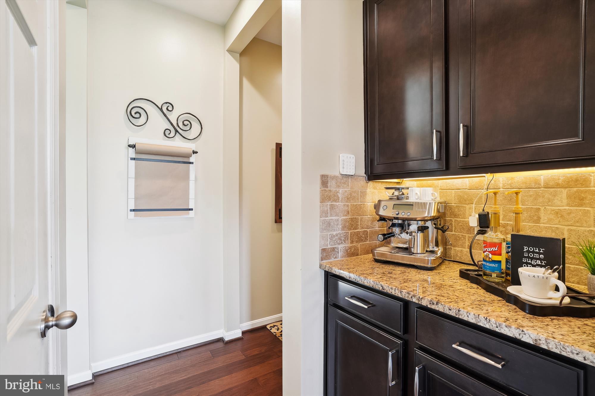 JAMISONS FARM - Residential