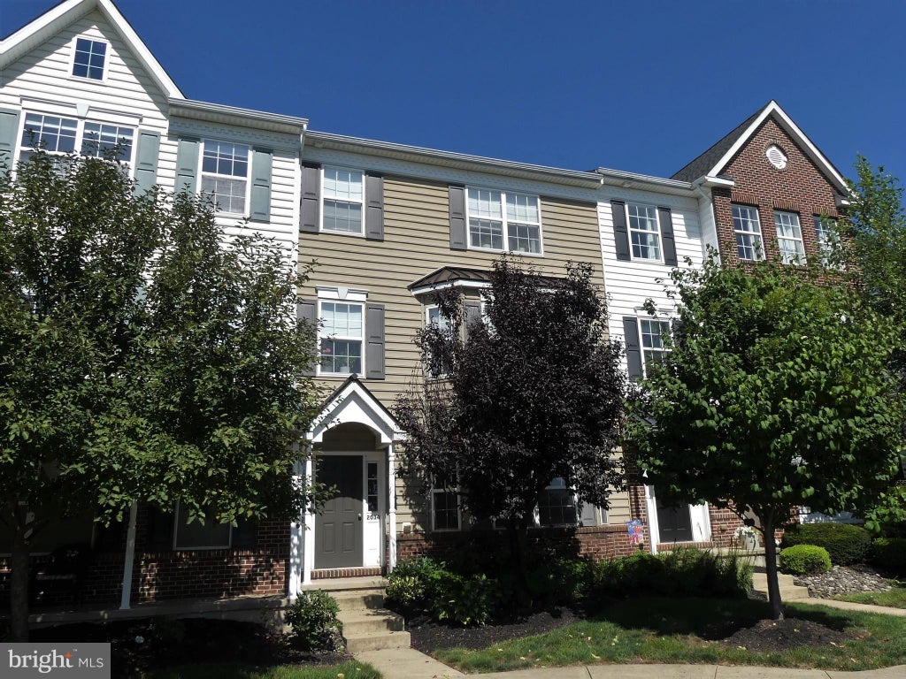 Photo of 2034 Berkeley Drive #M40, PENNSBURG, PA 18073 (MLS # PAMC2190846)