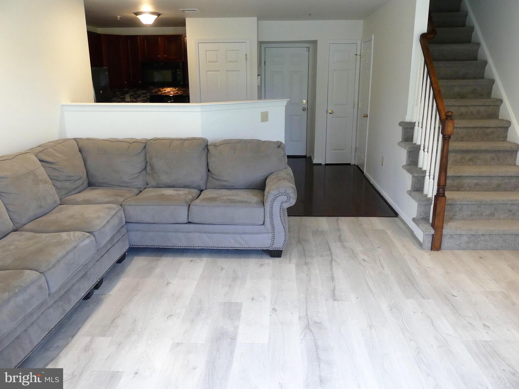 2034 BERKELEY DRIVE M40