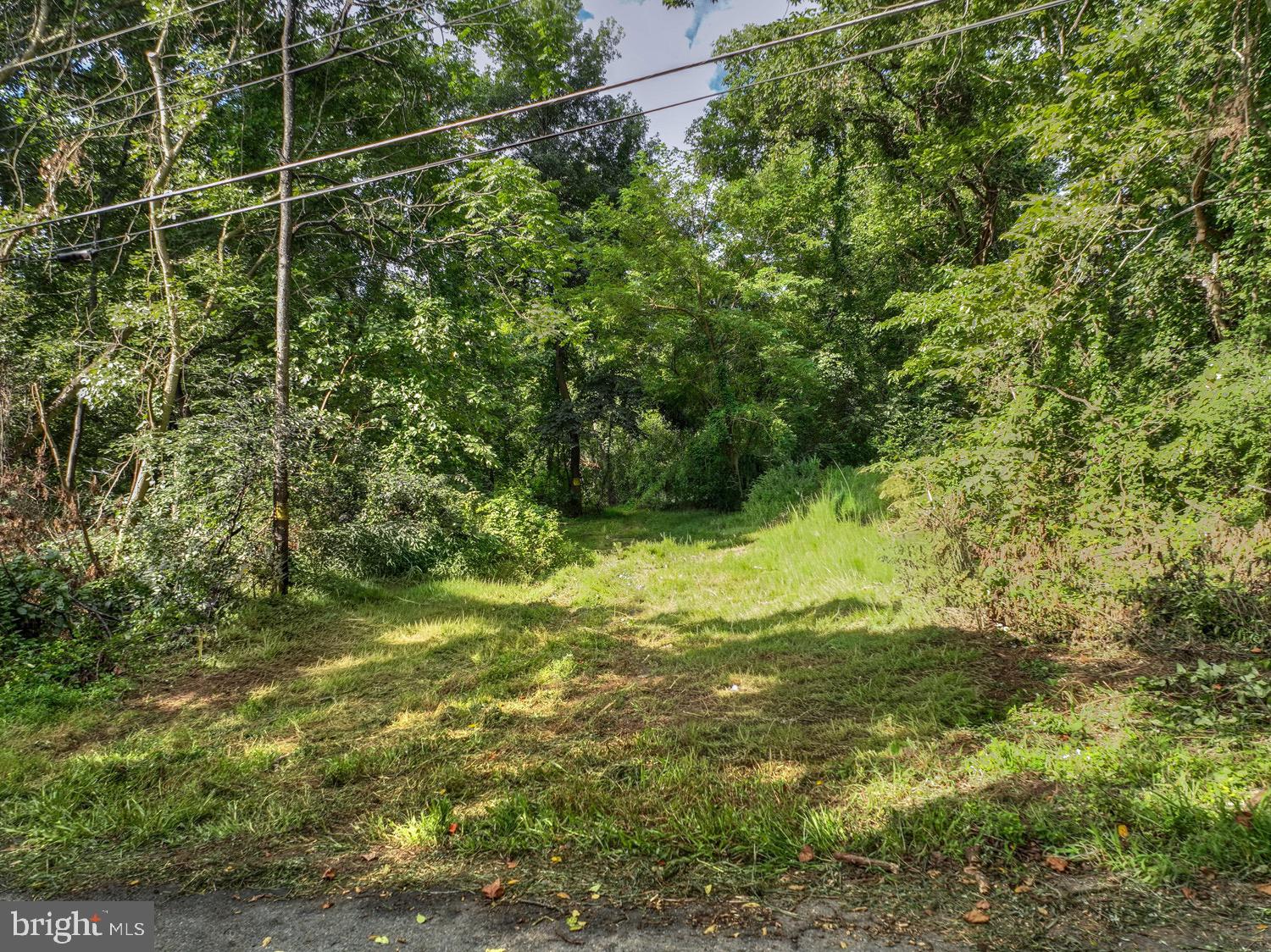 121 SCHOOLHOUSE DRIVE