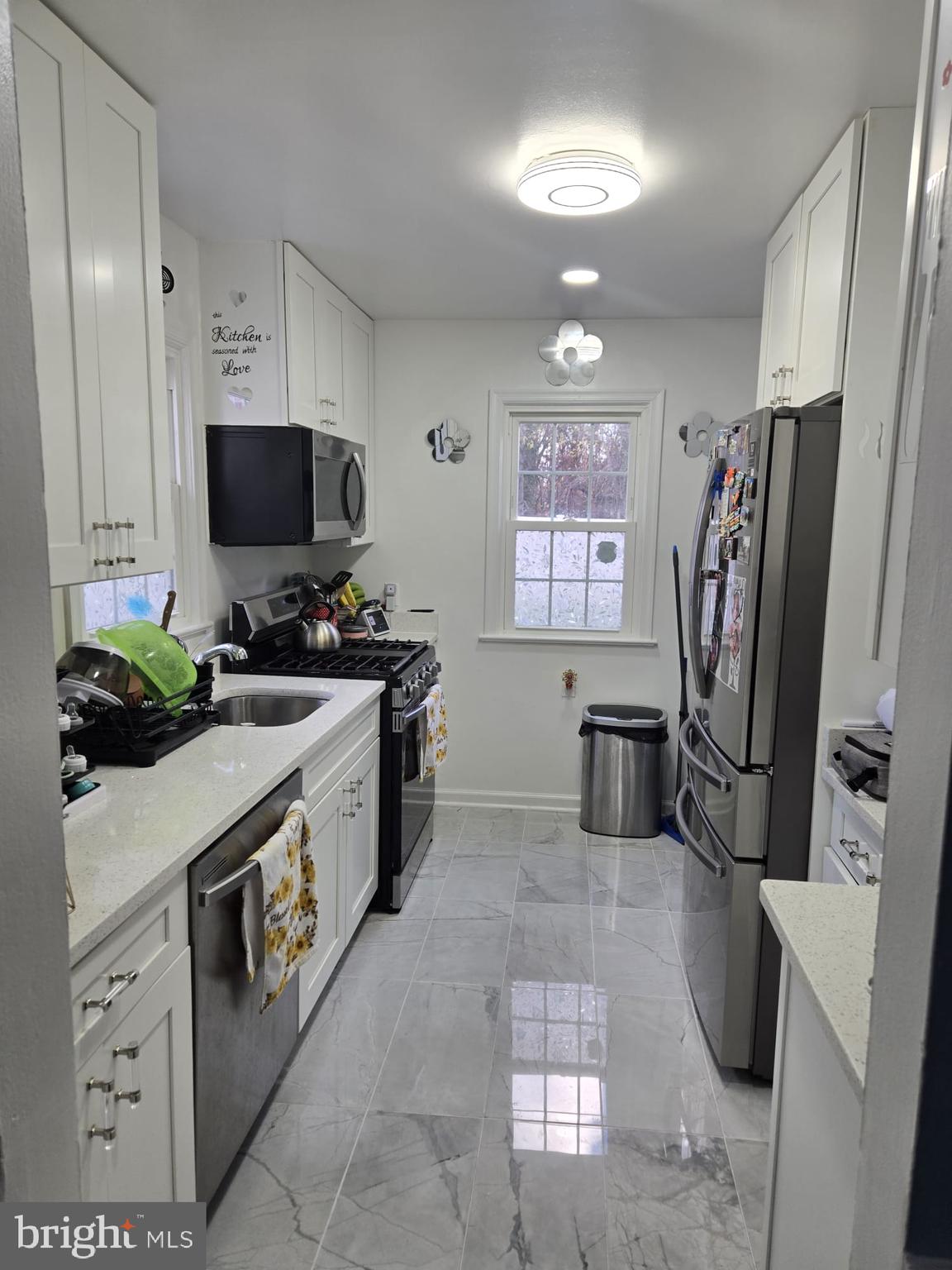 SEABROOK PARK - Residential Lease