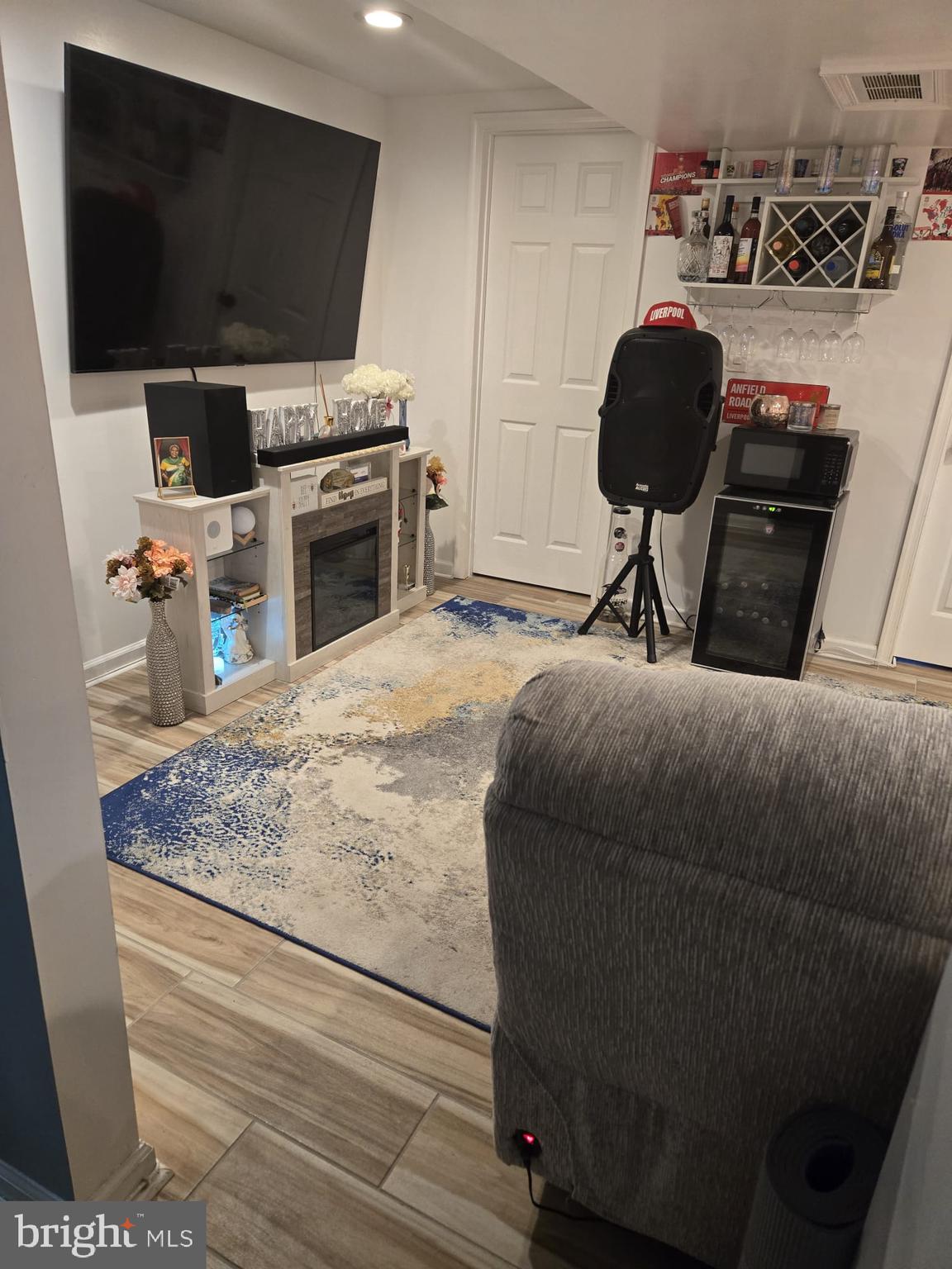 SEABROOK PARK - Residential Lease