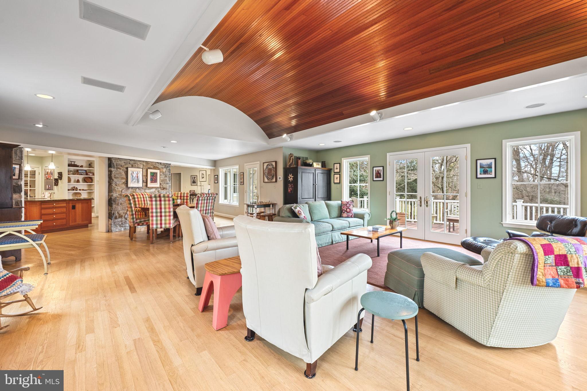 RUXTON - Residential