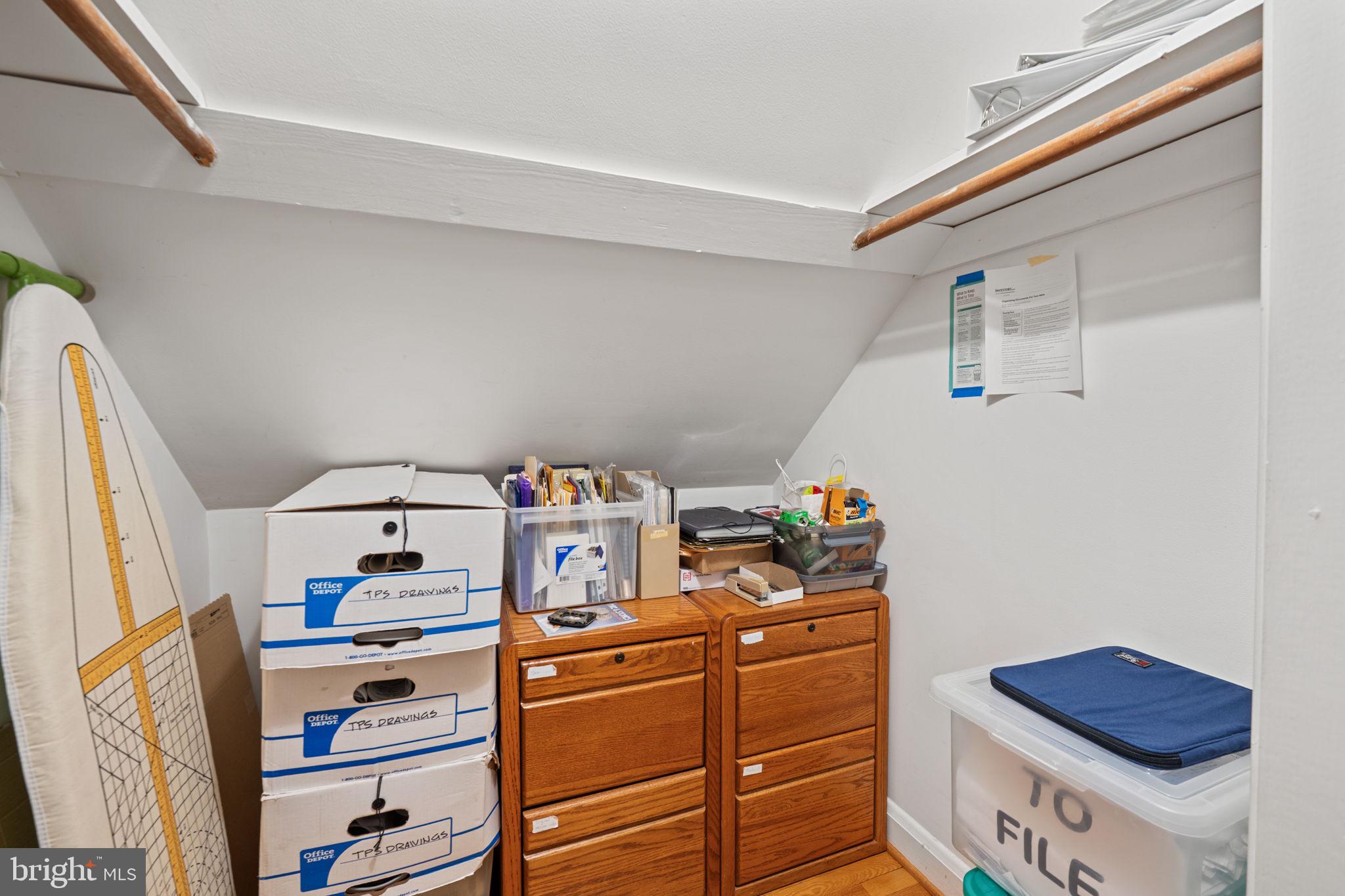 RUXTON - Residential