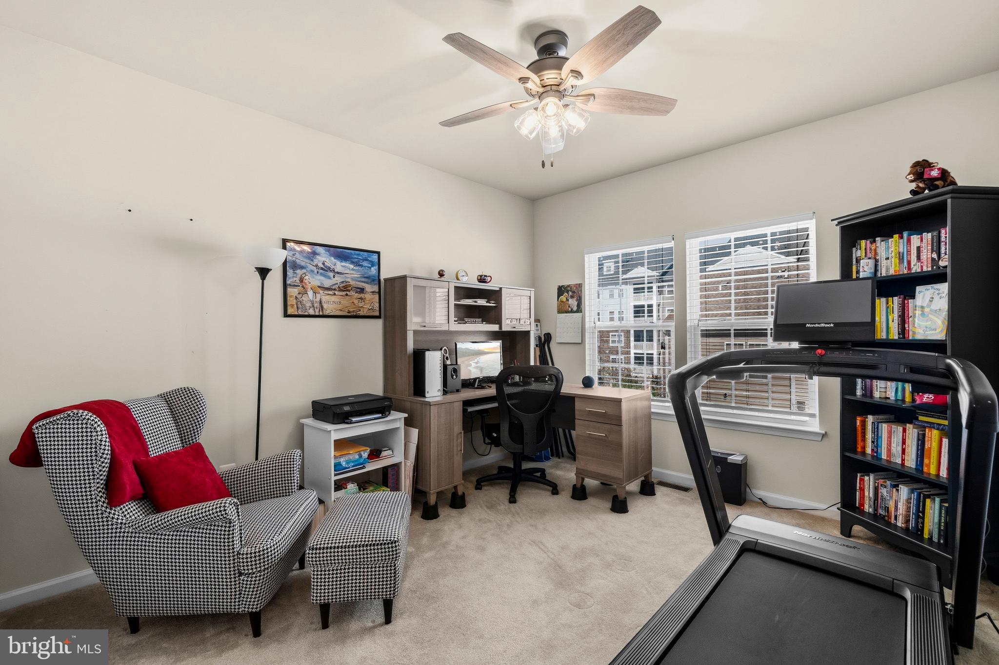 MARKET SQUARE - Residential