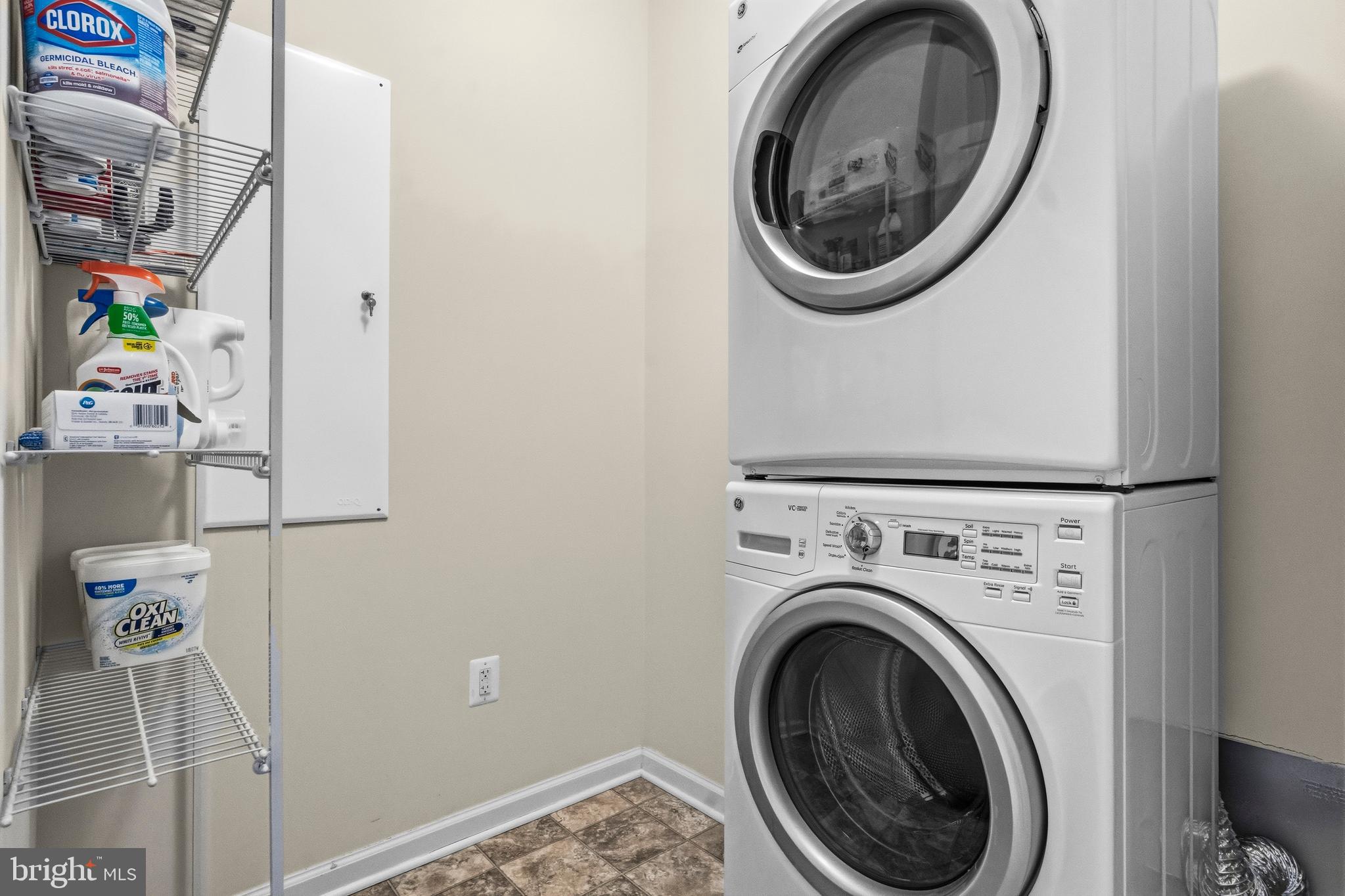 MARKET SQUARE - Residential