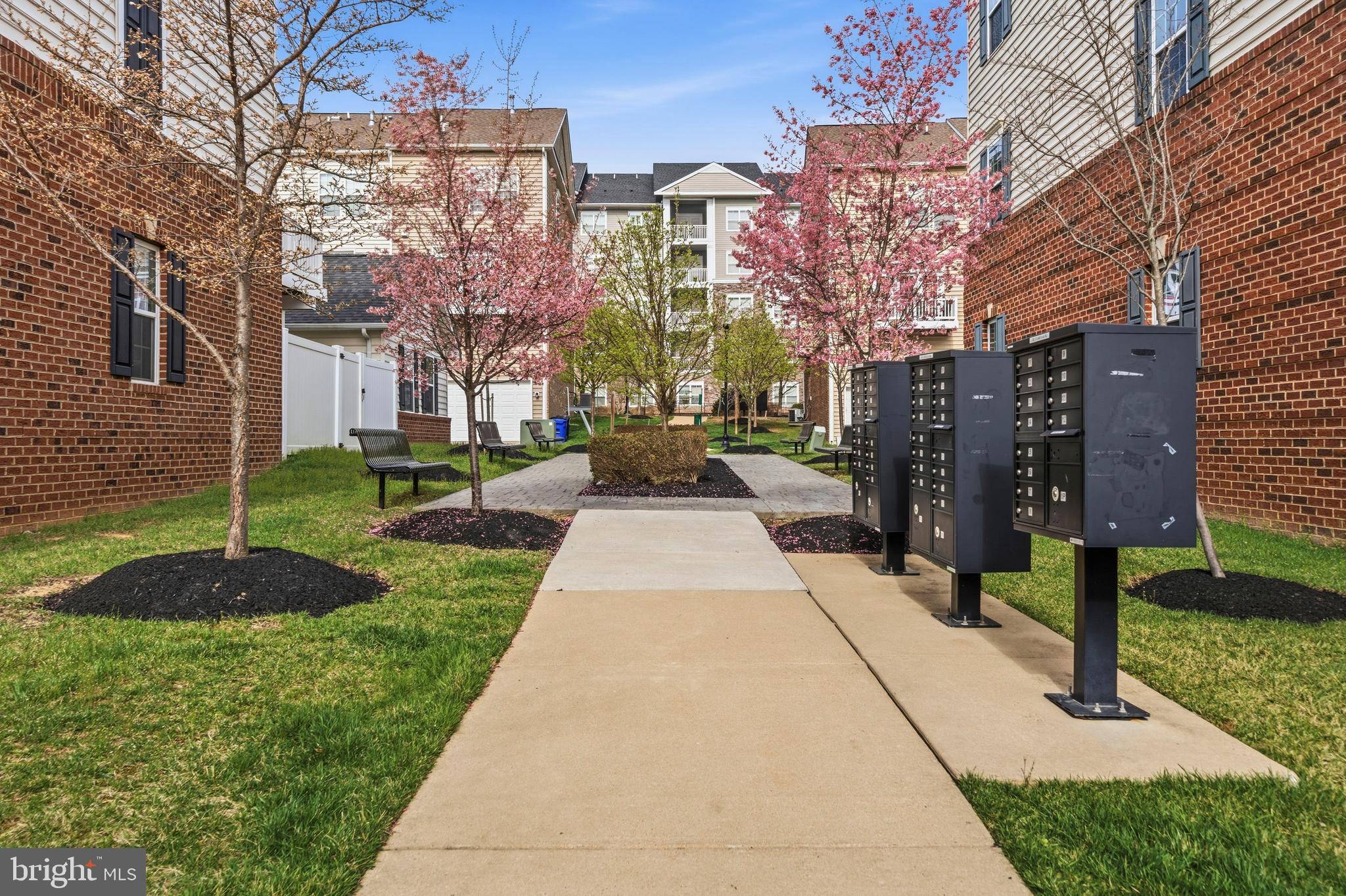 MARKET SQUARE - Residential