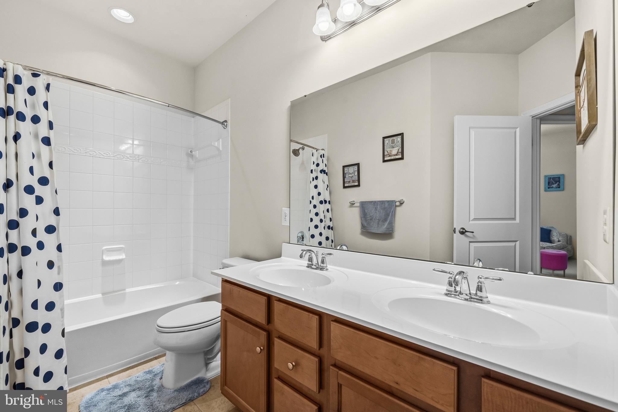 MARKET SQUARE - Residential