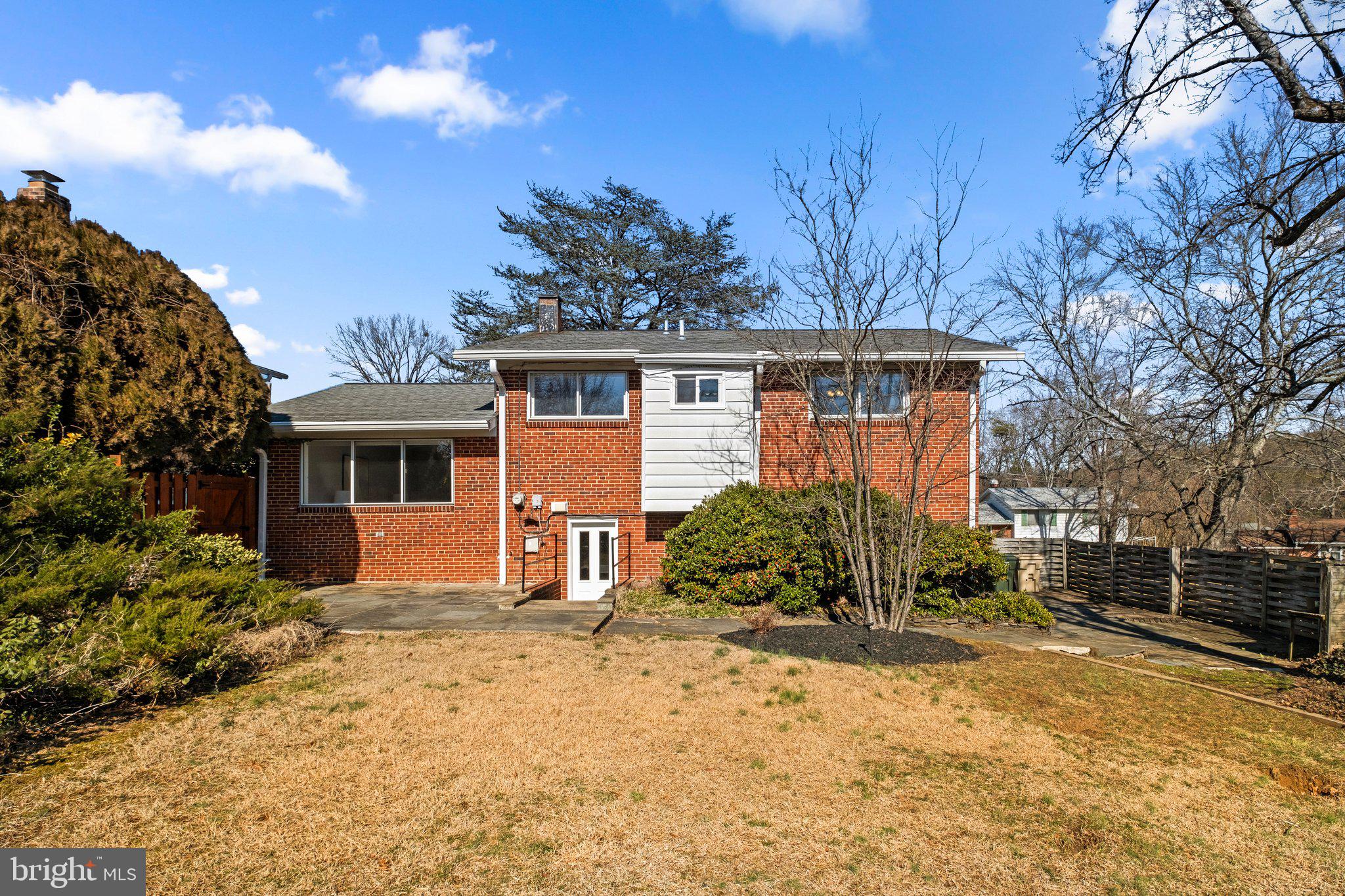 COLLEGE PARK ESTATES - Residential