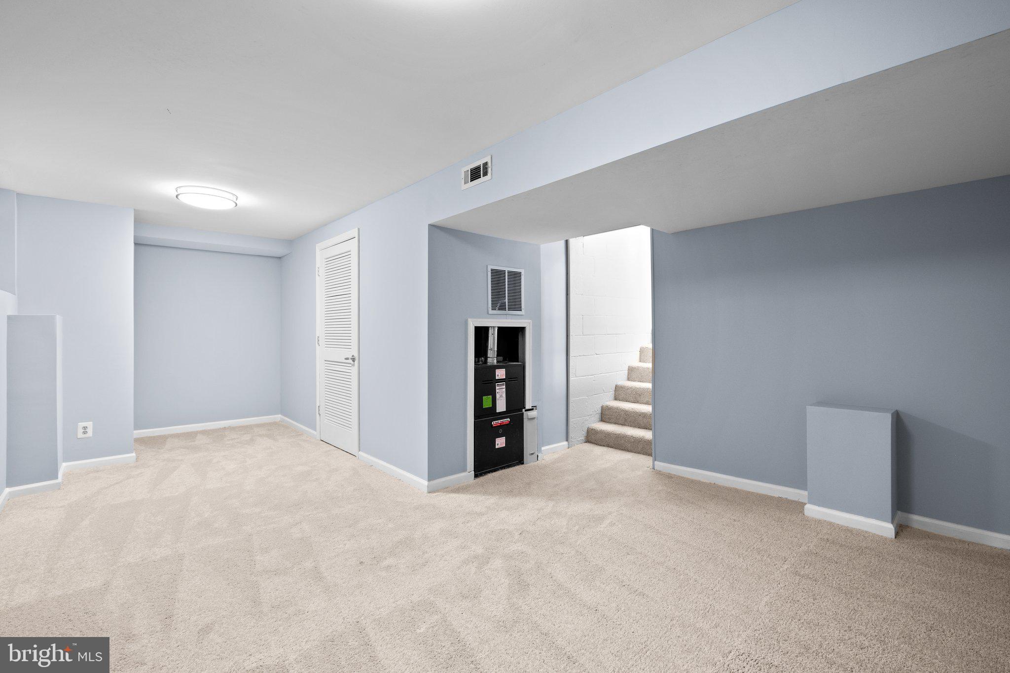 COLLEGE PARK ESTATES - Residential