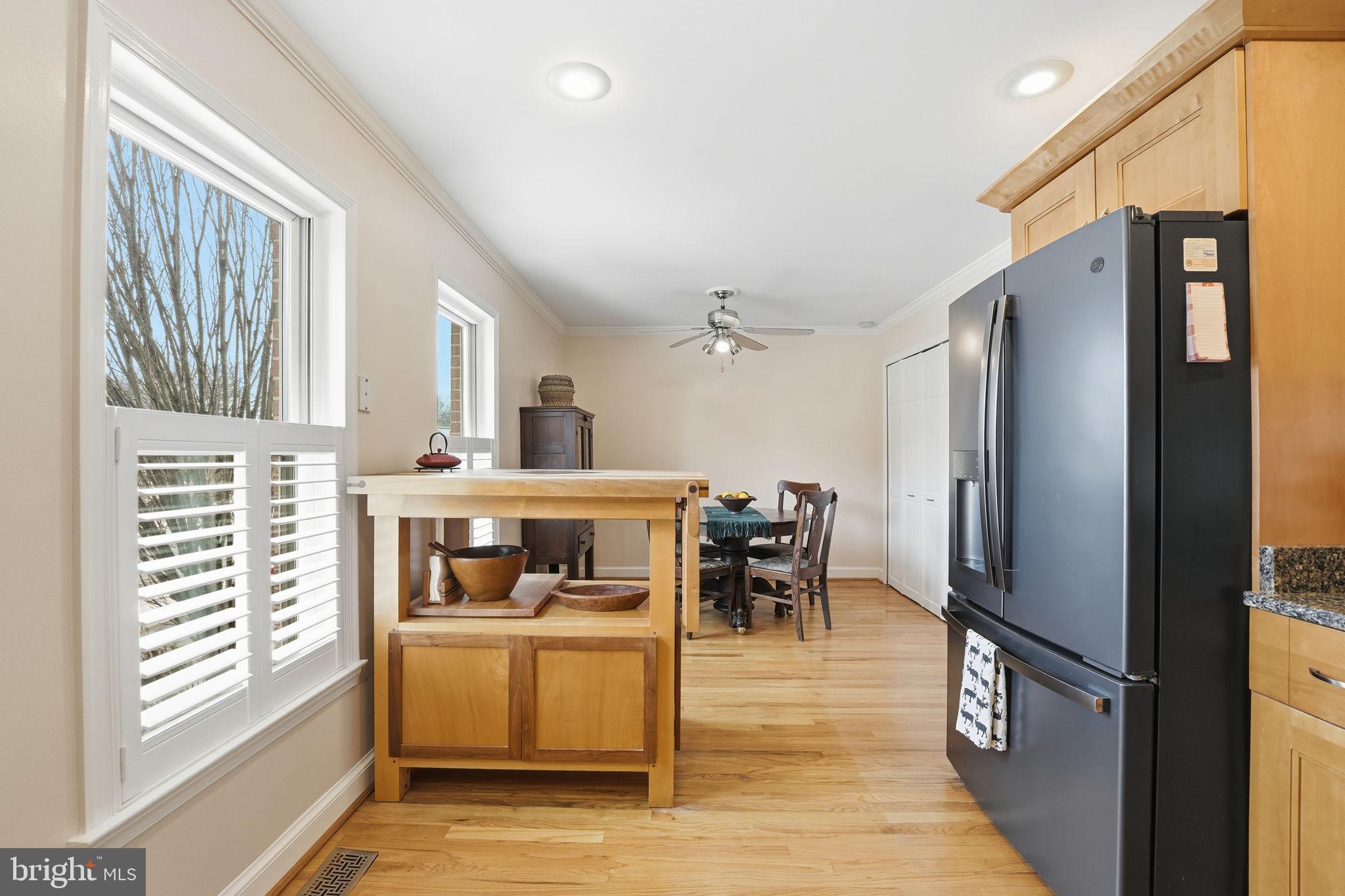 MCLEAN PARK MANOR - Residential