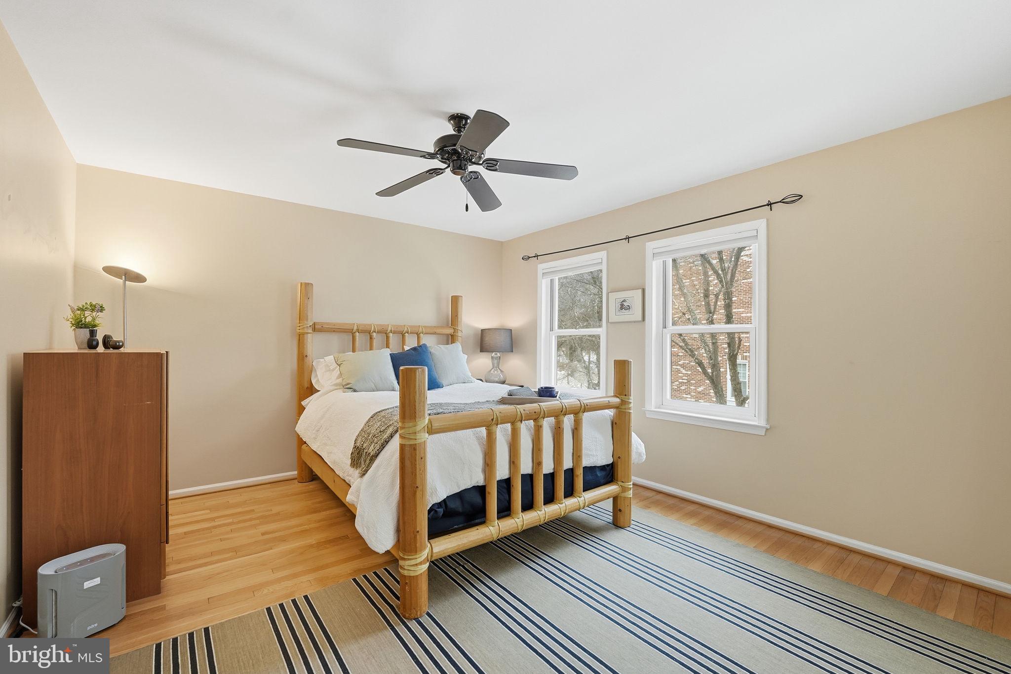 MCLEAN PARK MANOR - Residential