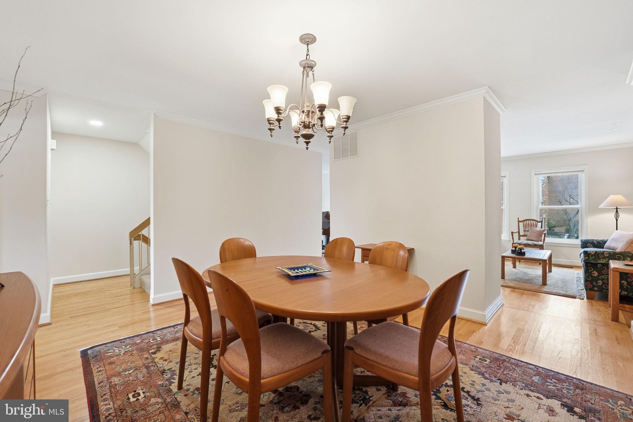 MCLEAN PARK MANOR - Residential