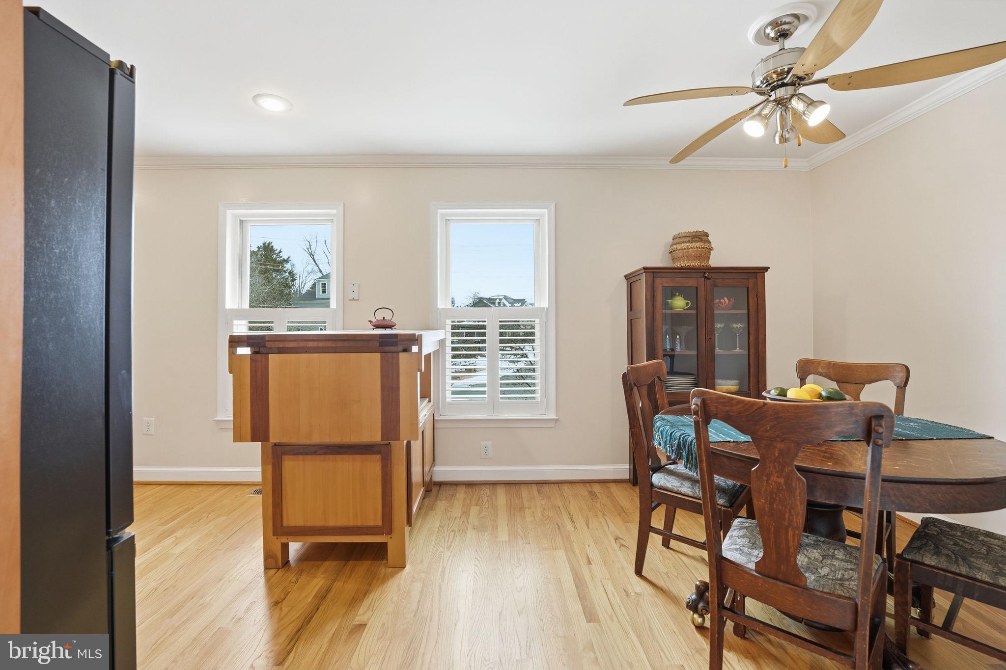 MCLEAN PARK MANOR - Residential