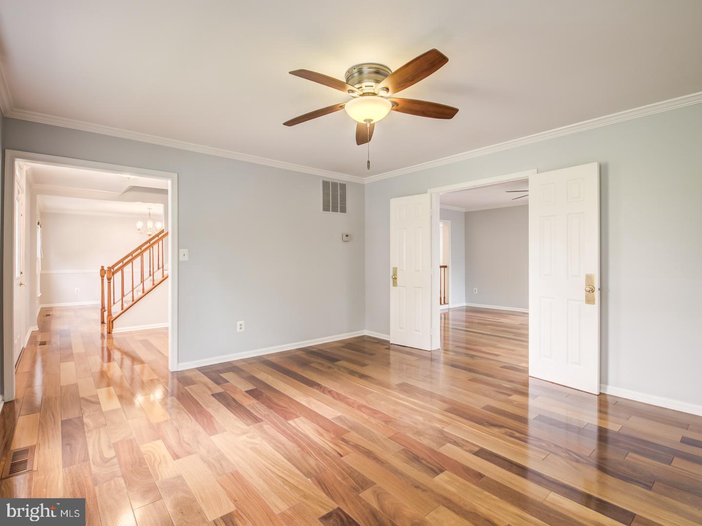 THE DOWNS - Residential