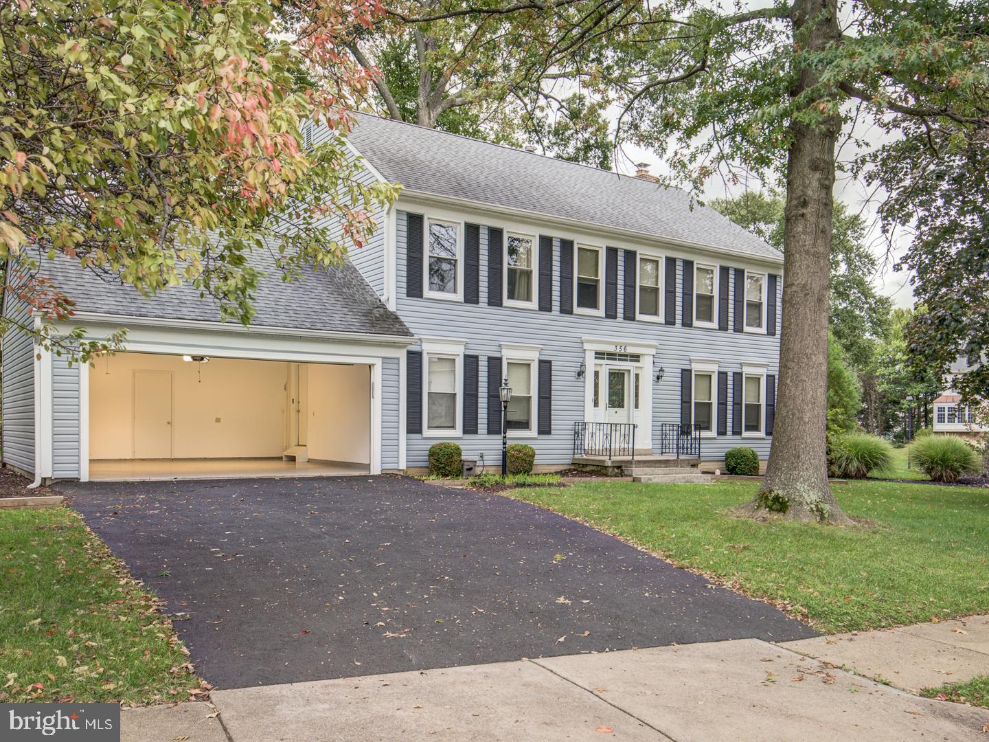 THE DOWNS - Residential