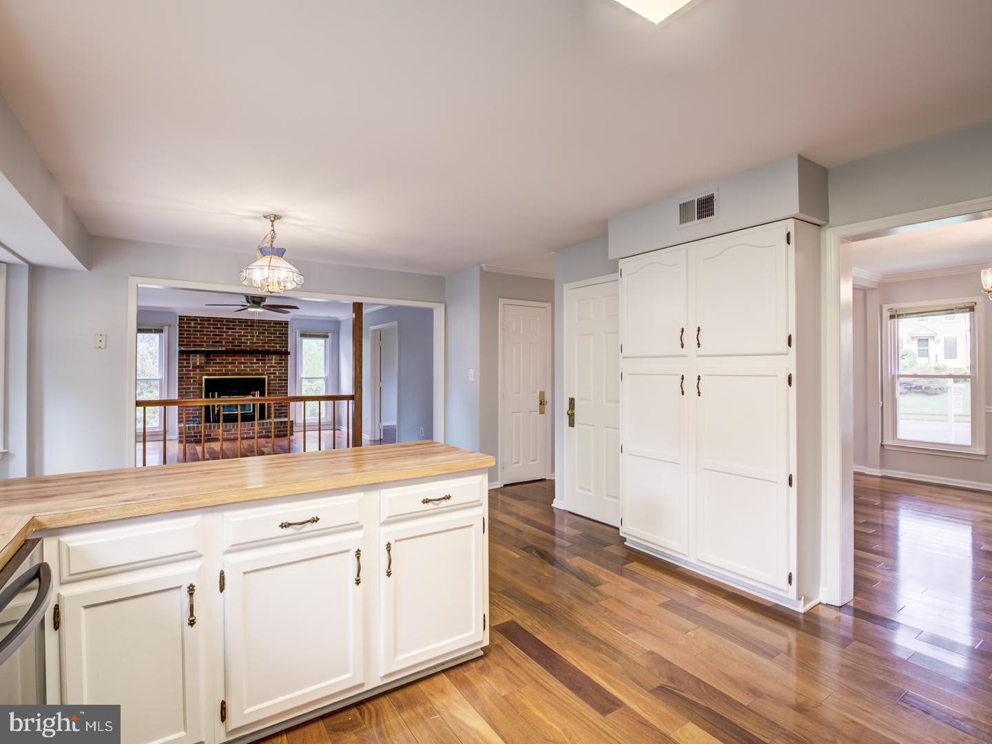 THE DOWNS - Residential