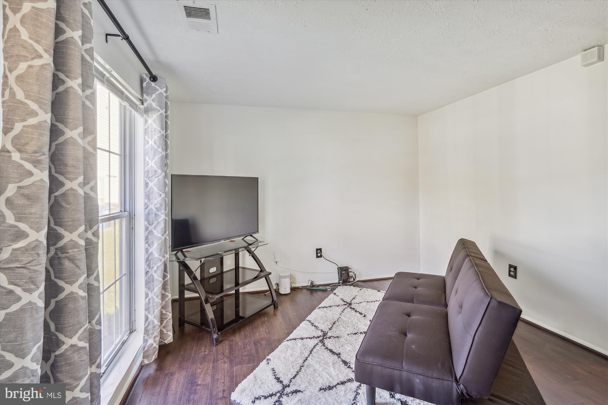 MARLBOROUGH TOWNE - Residential