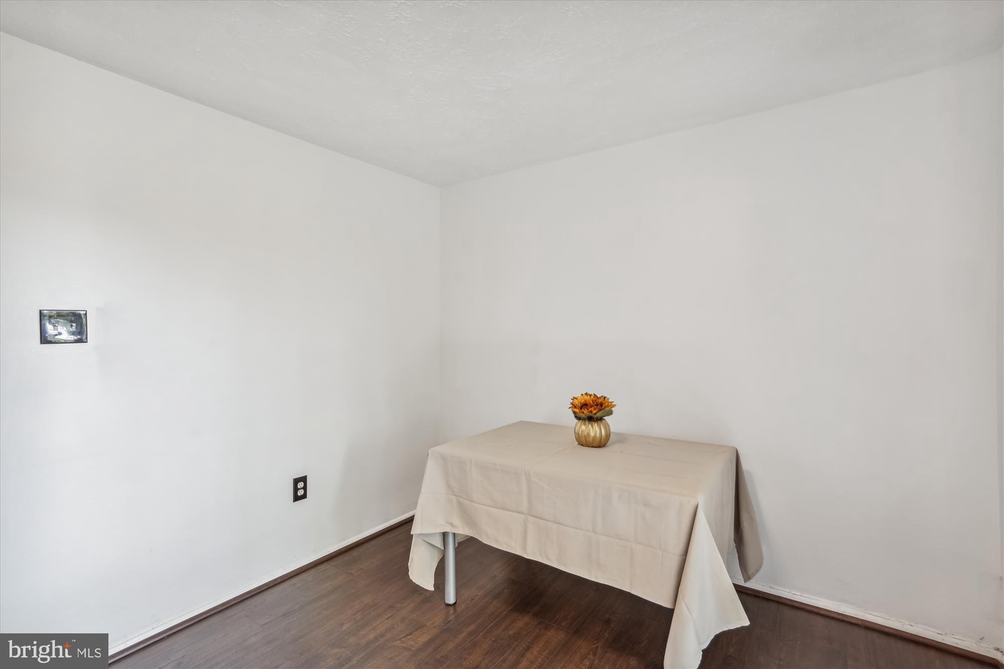 MARLBOROUGH TOWNE - Residential