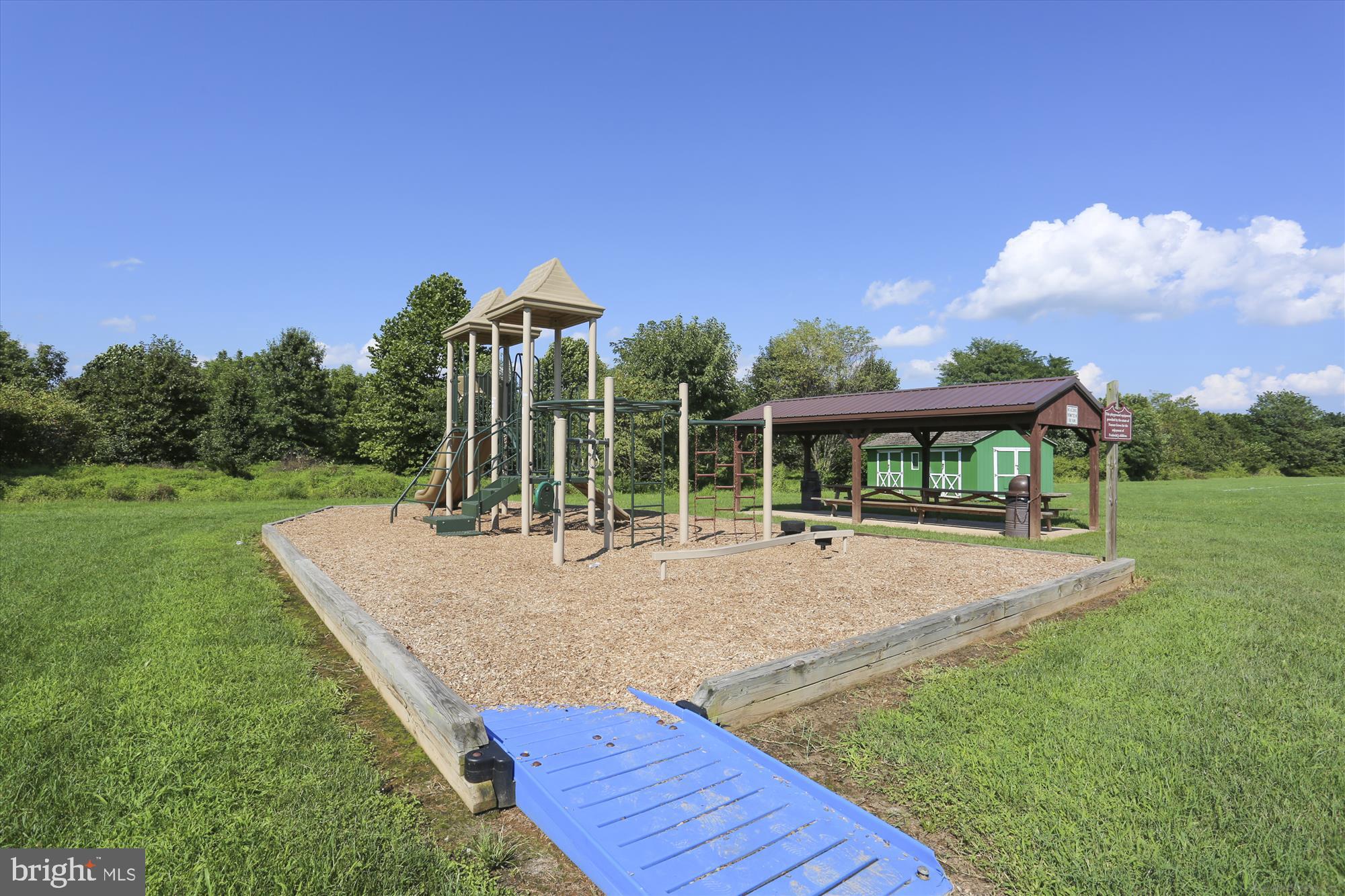 RIDGEVIEW II - Residential