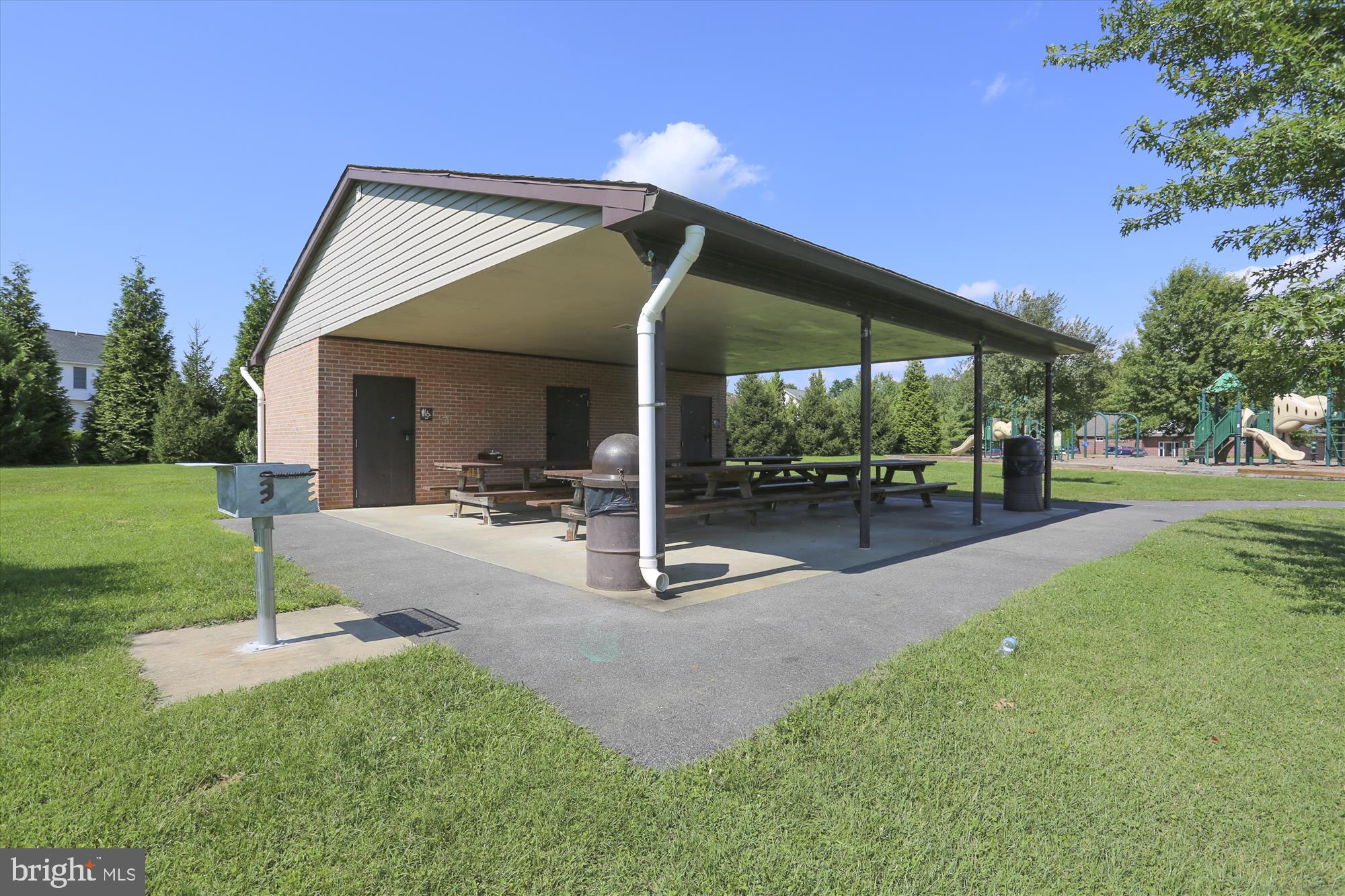 RIDGEVIEW II - Residential