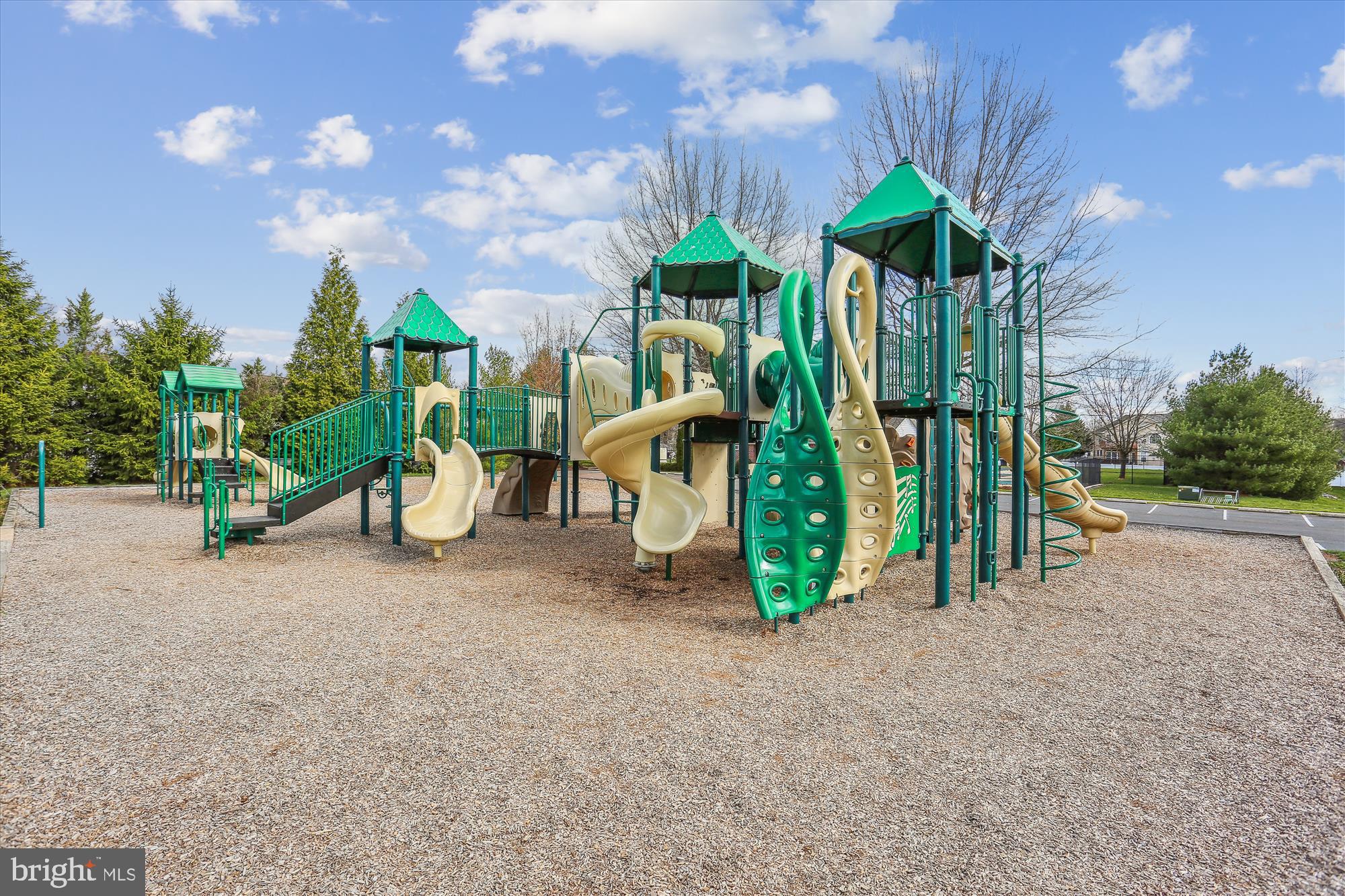 RIDGEVIEW II - Residential