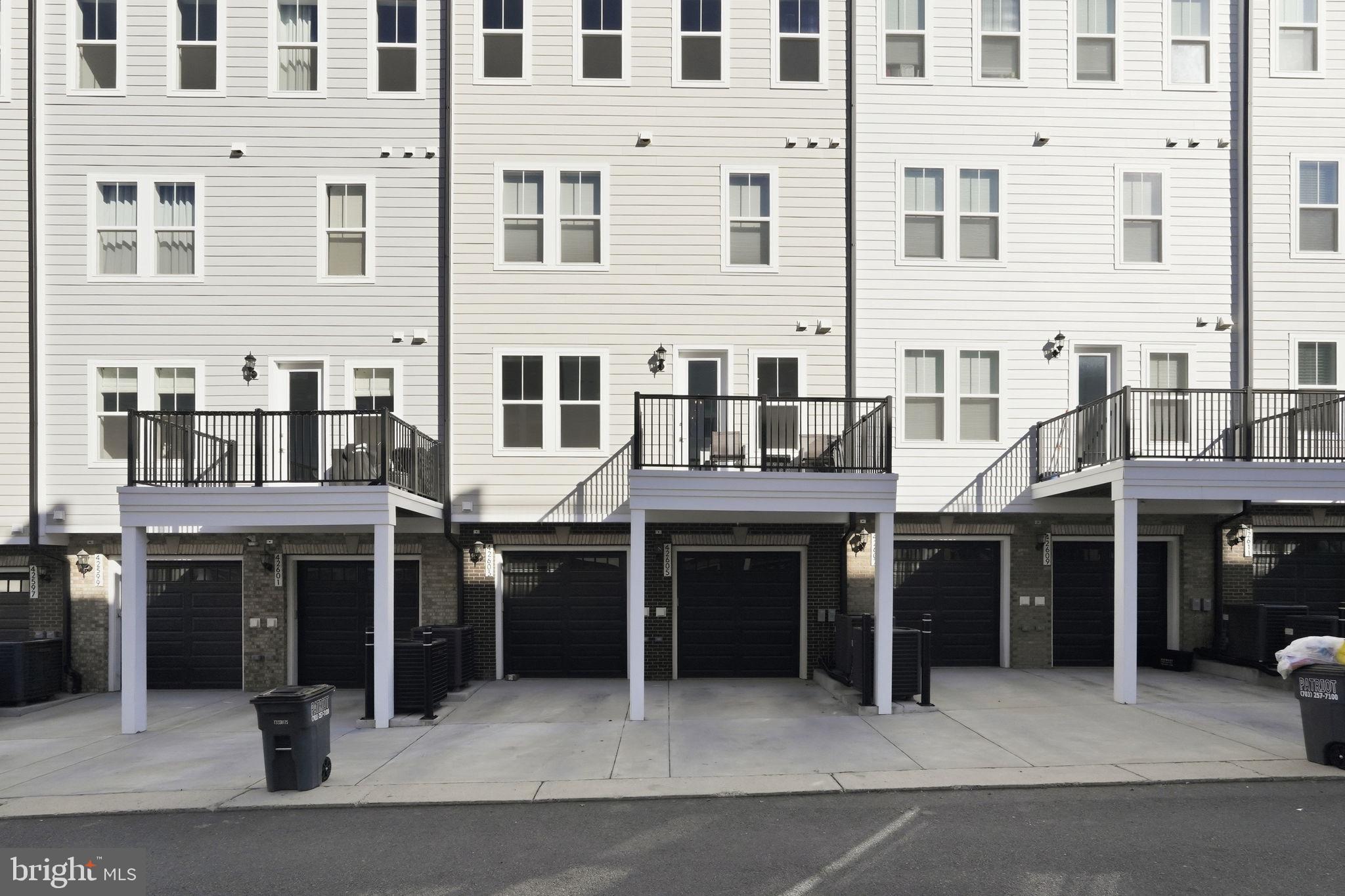 GOOSE CREEK VILLAGE CONDOMINIUM - Residential