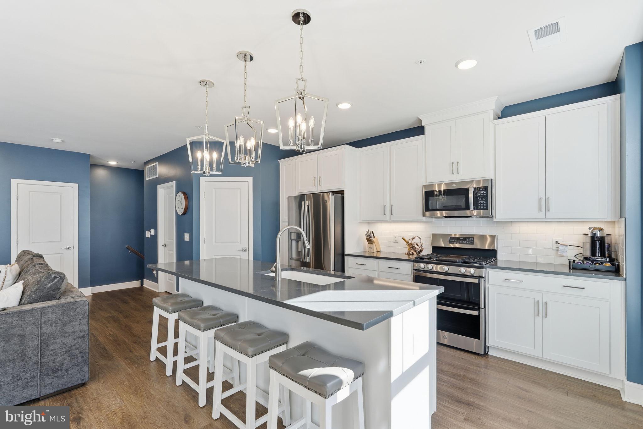 GOOSE CREEK VILLAGE CONDOMINIUM - Residential