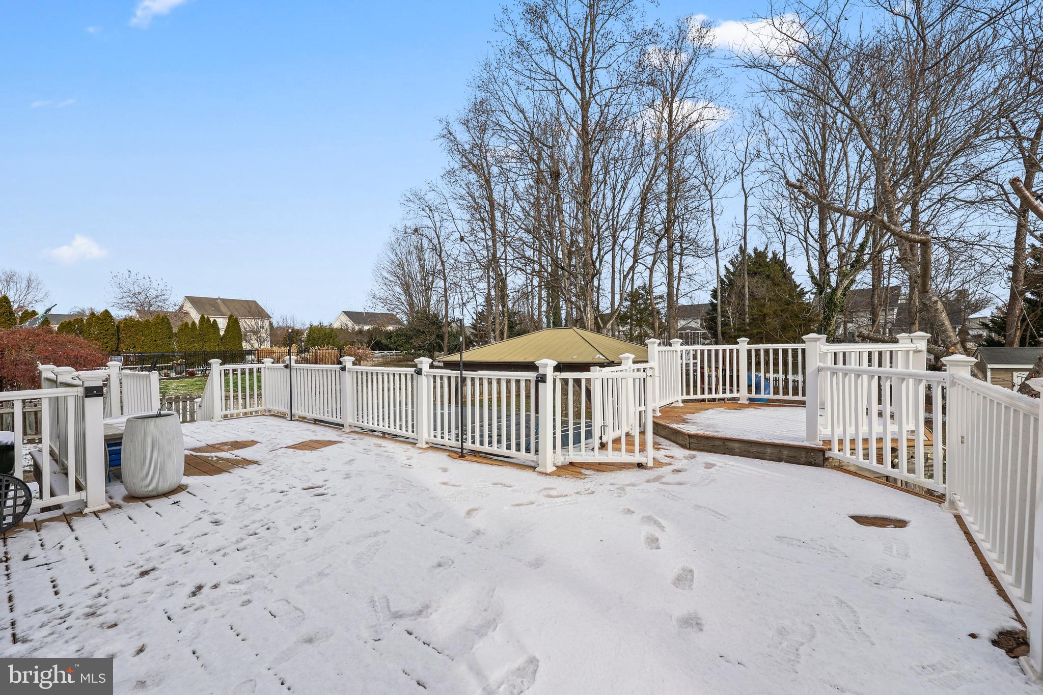 LEELAND STATION - Residential