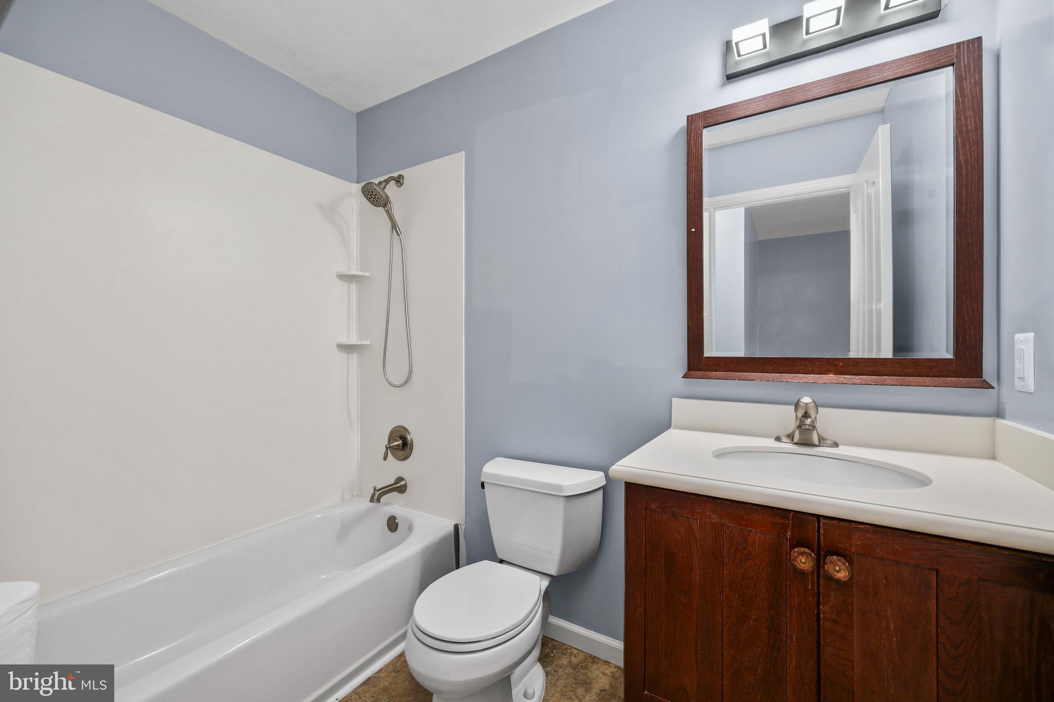 LEELAND STATION - Residential